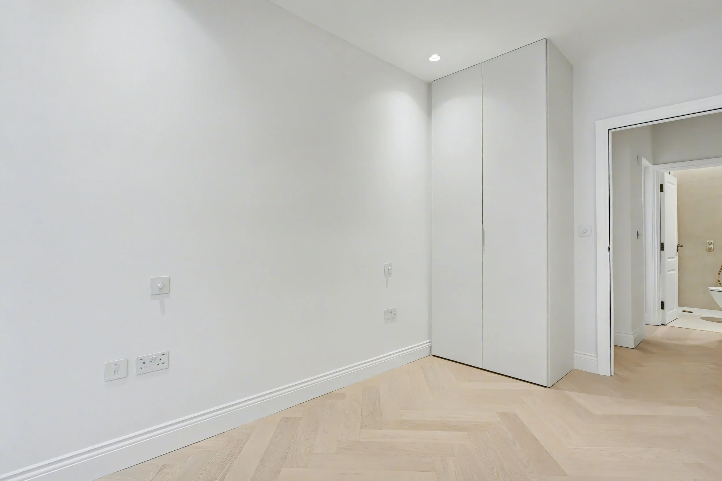 37 Upper Park Road NW3 2UL-5.jpg