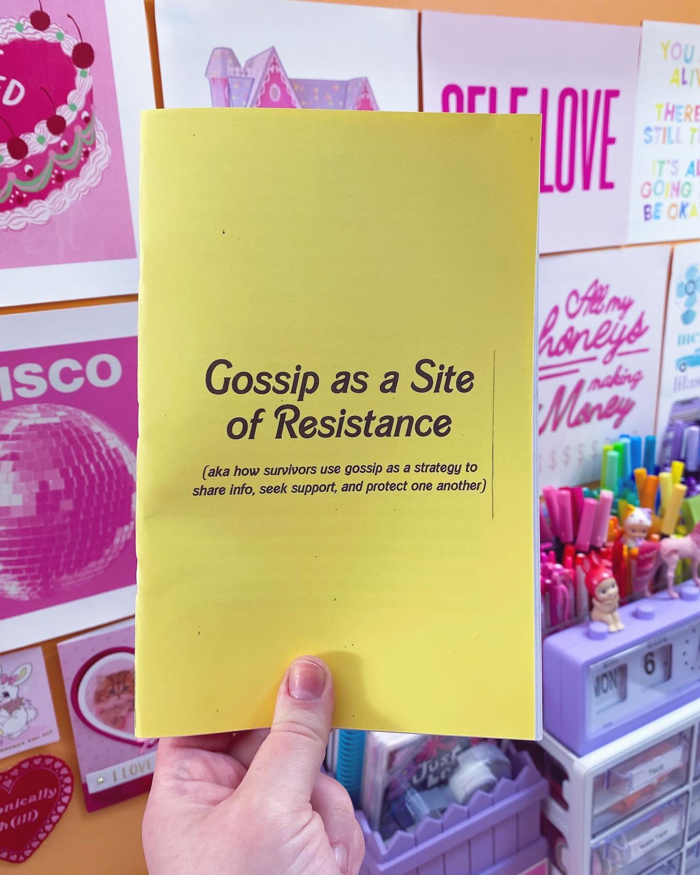 i wrote my MLIS thesis on GOSSIP AS A SITE OF RESISTANCE: INFORMATION SHARING STRATEGIES AMONG SURVIVORS OF S*XUAL VIOLENCE ❤️&zwj;🩹 basically, when survivors are excluded &amp; pushed out of traditional info institutions + our communities, gossip b