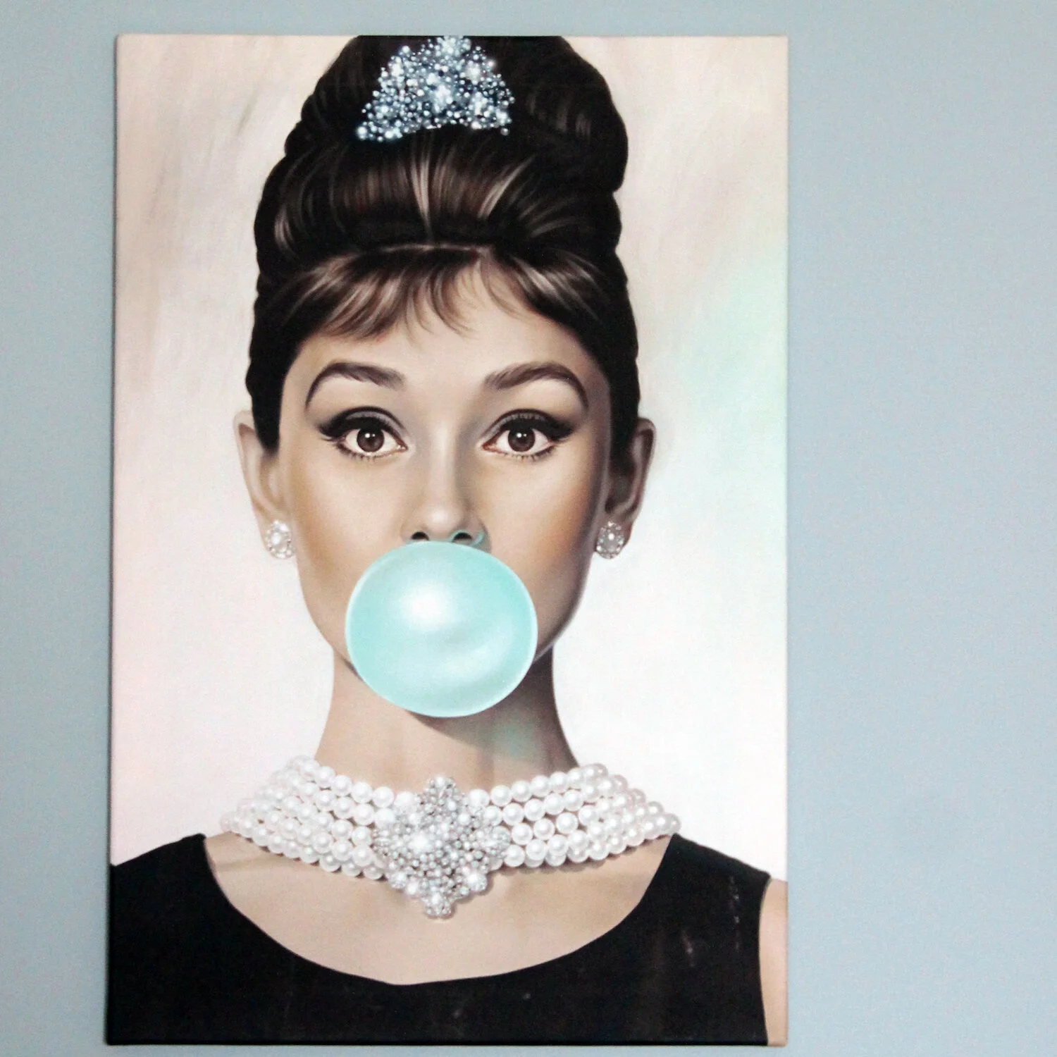 audrey-hepburn-painting-via-wendy.jpeg