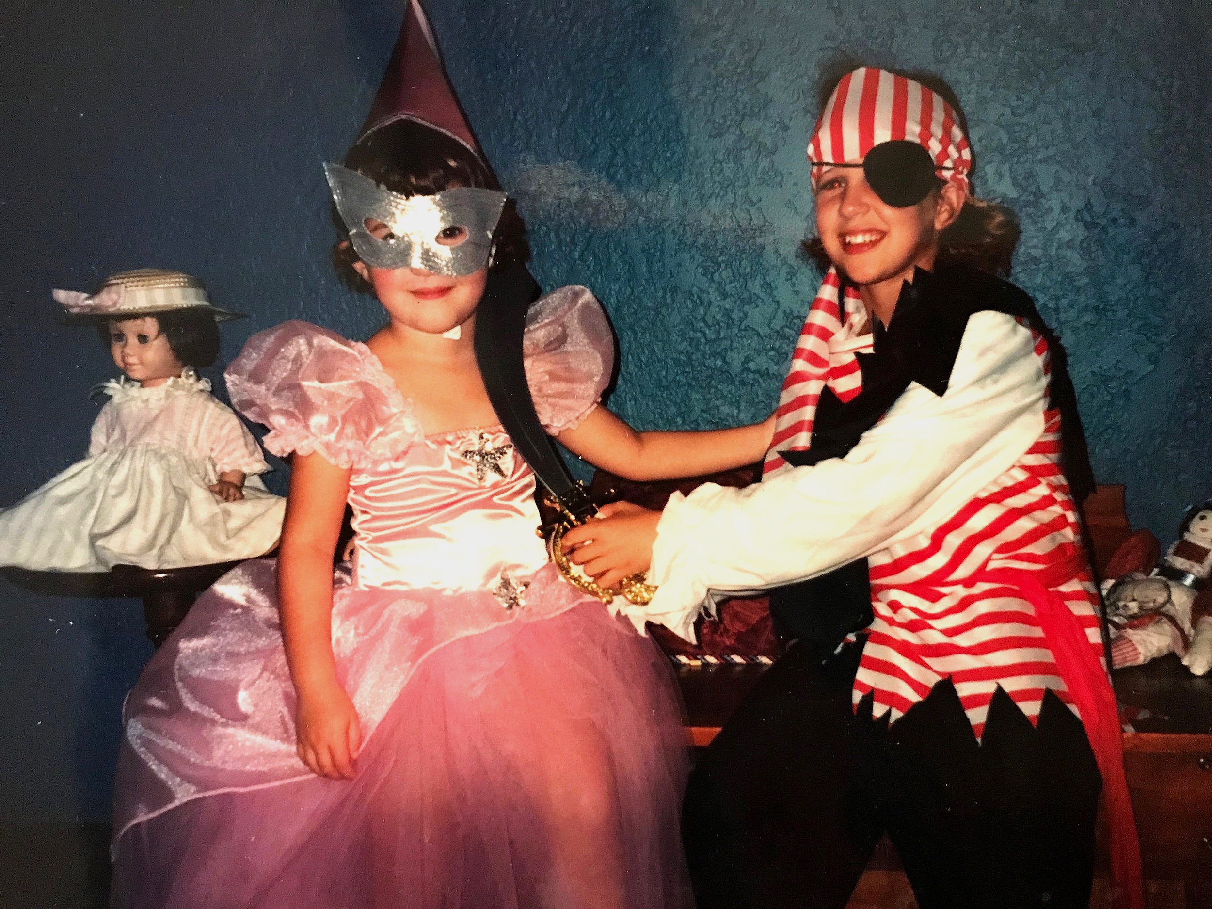 MK%2Band%2BMeg%2BHalloween%2Bkids.jpg