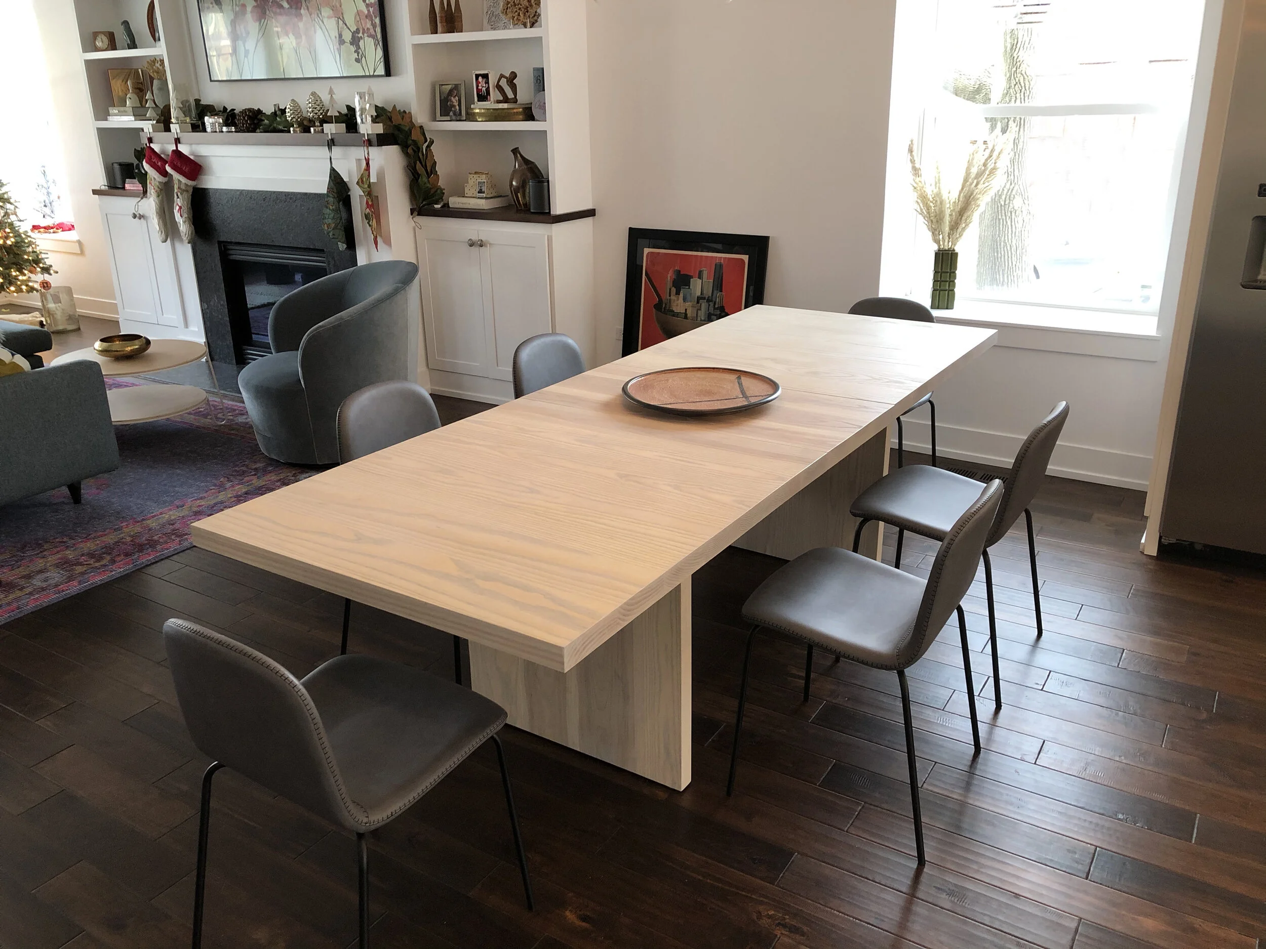 extension-dining-table.JPG