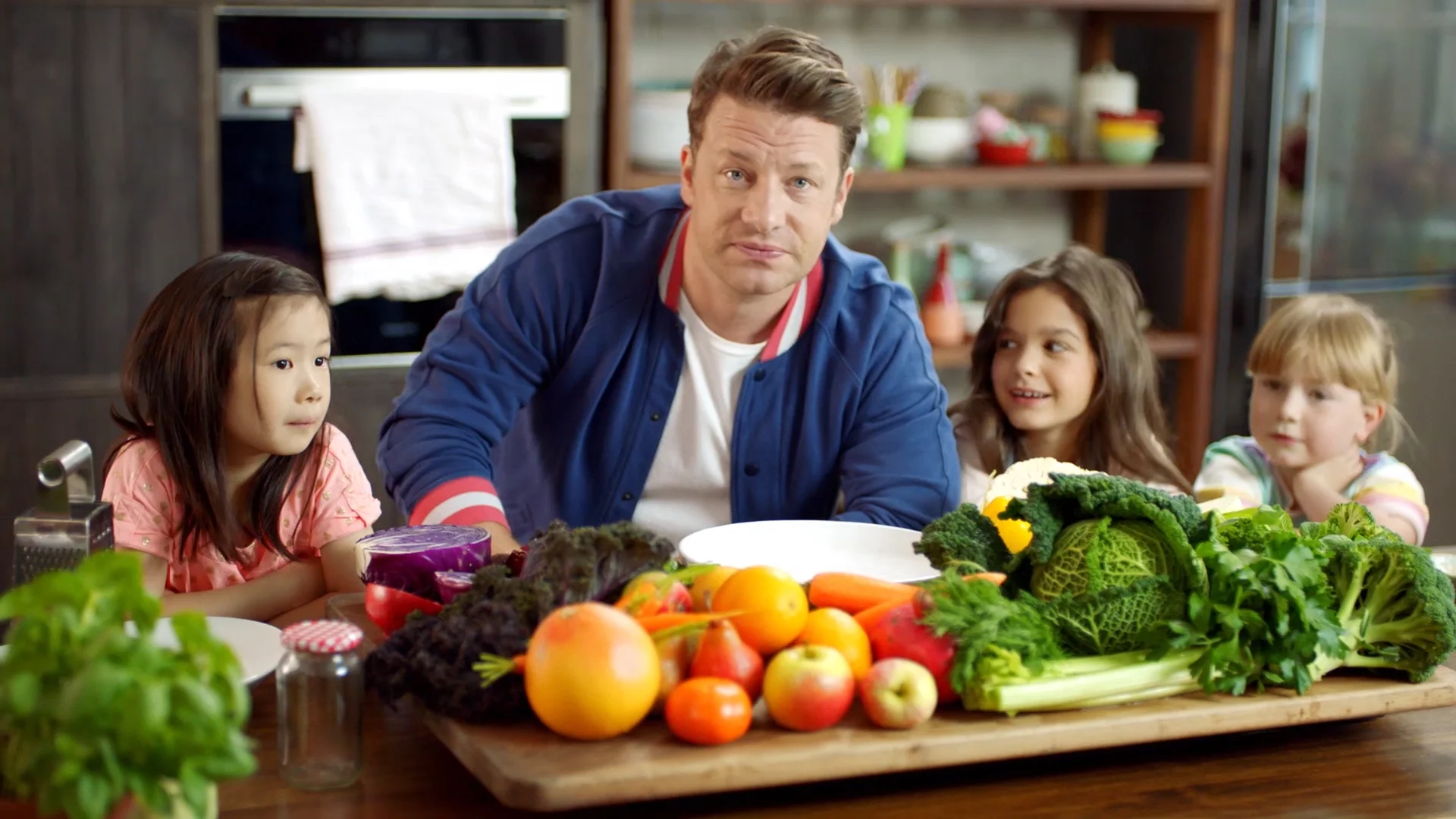 JAMIE OLIVER'S EASY RAINBOW SLAW.00_00_15_00.Still001.jpg