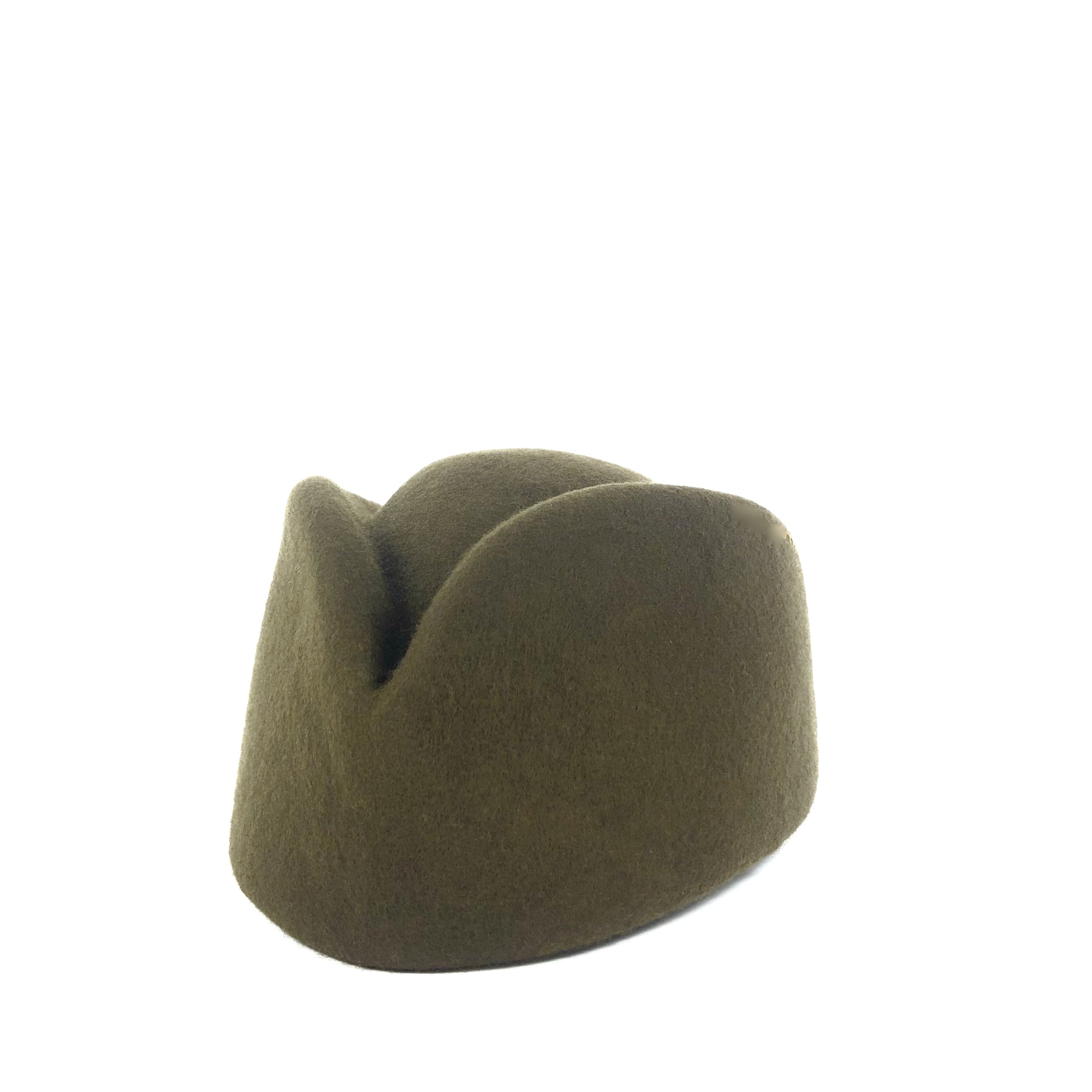 Chapeau-Montréal-Blackburn et Raymond-Hat-Pillbox