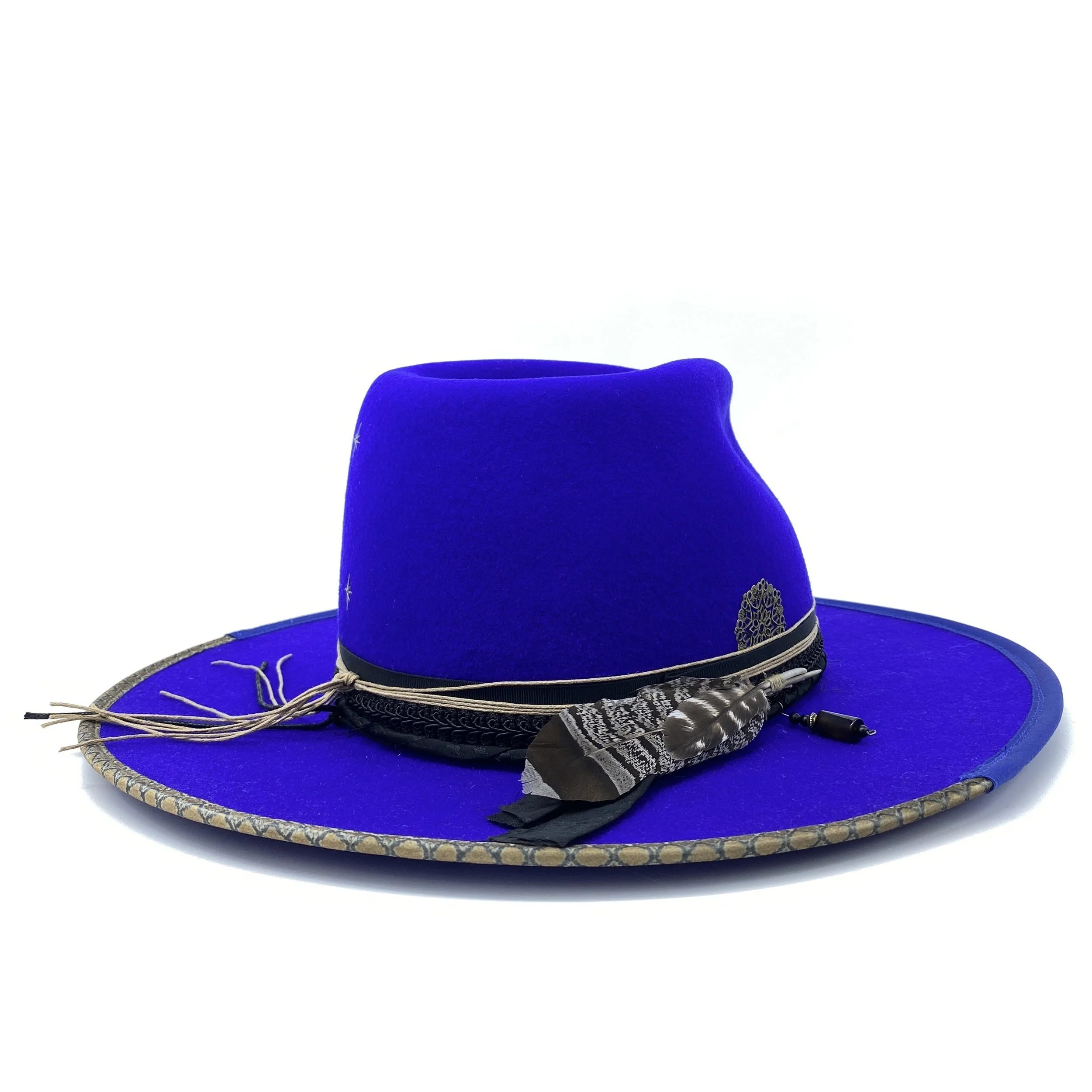 Folk style hat｜Handmade in Montreal