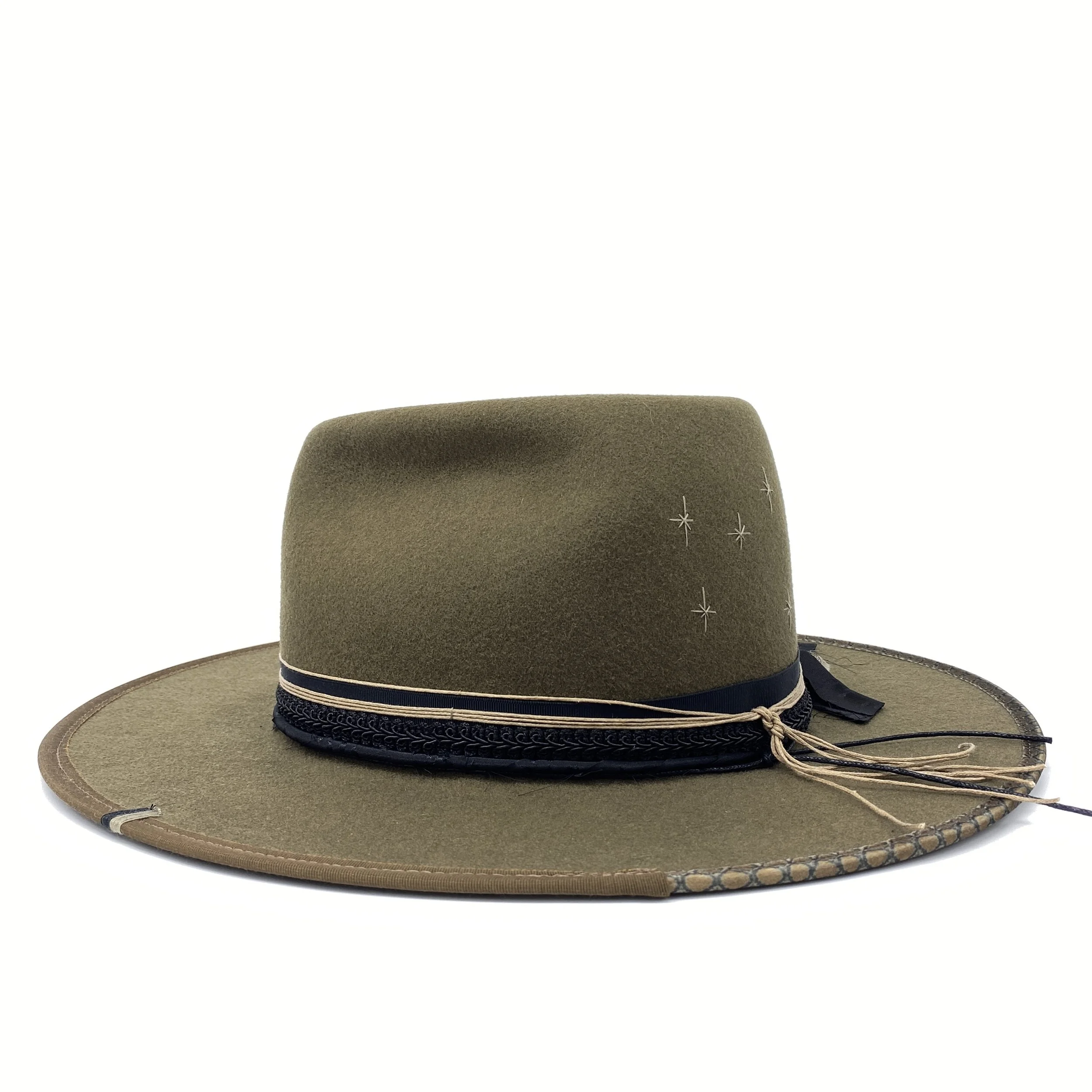 Folk style hat｜Handmade in Montreal