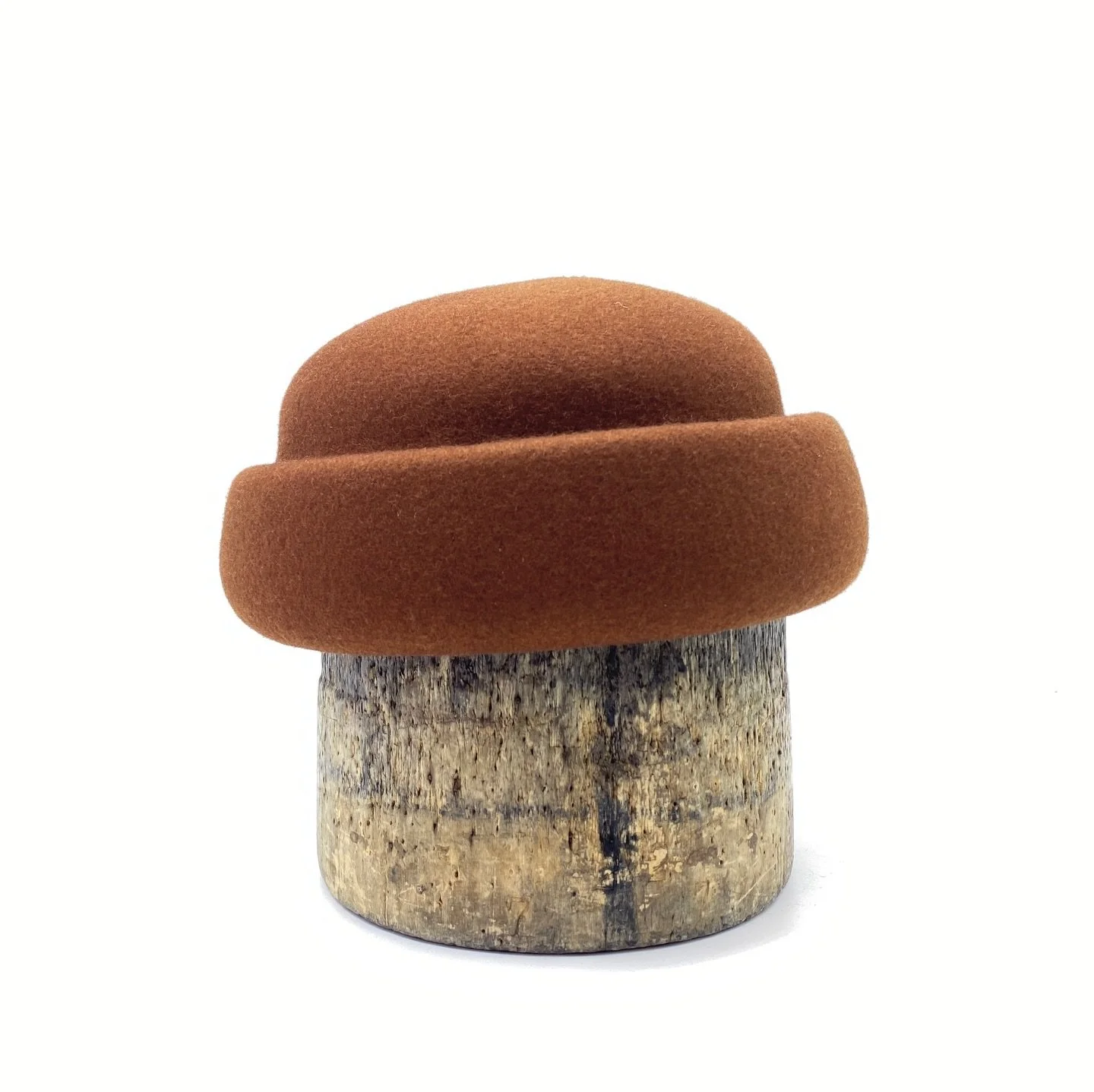 What next color would you like to see in our Brimless hats?

We imagined brimless hats as soon as we first saw the wooden molds 9 years ago! Actually, Maha had the vision 😅 and I, Julie, had to mold it myself so I could try it on! And now you see it