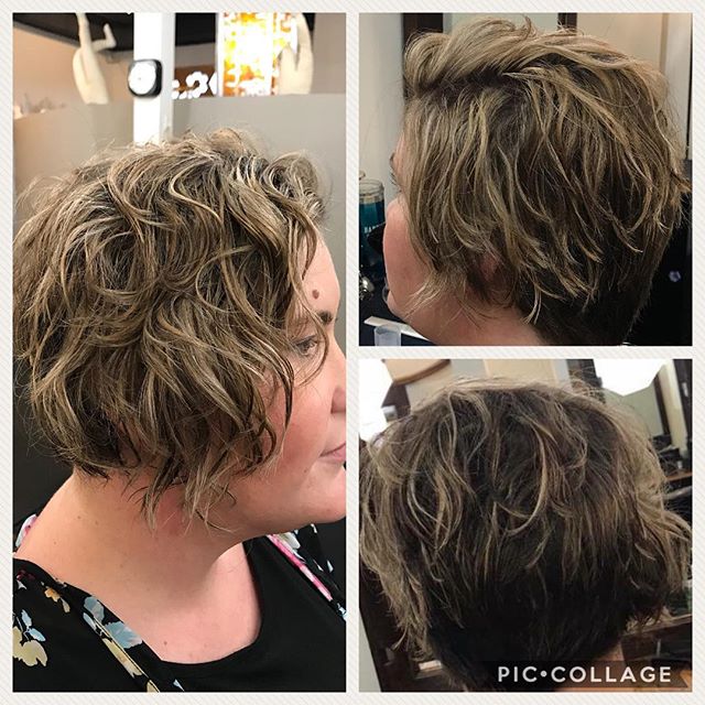 More #curlmagic by Mary! Amanda looks awesome with her new A-symmetrical cut &amp; blonde highlights! #devacut #devacurl #asymmetricalhair #champaignurbana #chambanahair  #chambanamoms #ippatsusalon #downtownchampaign