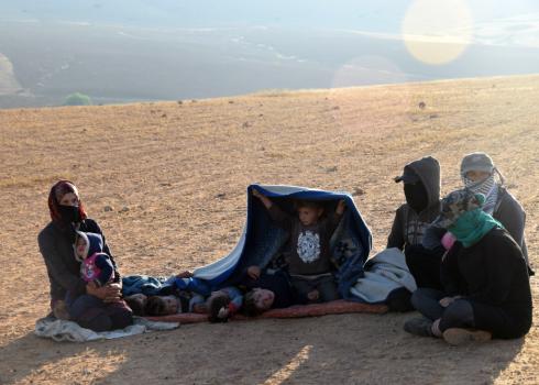 Several members of the extended al Abu al-Kabash family in the field they removed to early in the morning. Photo by ‘Aref Daraghmeh, B’Tselem, 24 April 2018