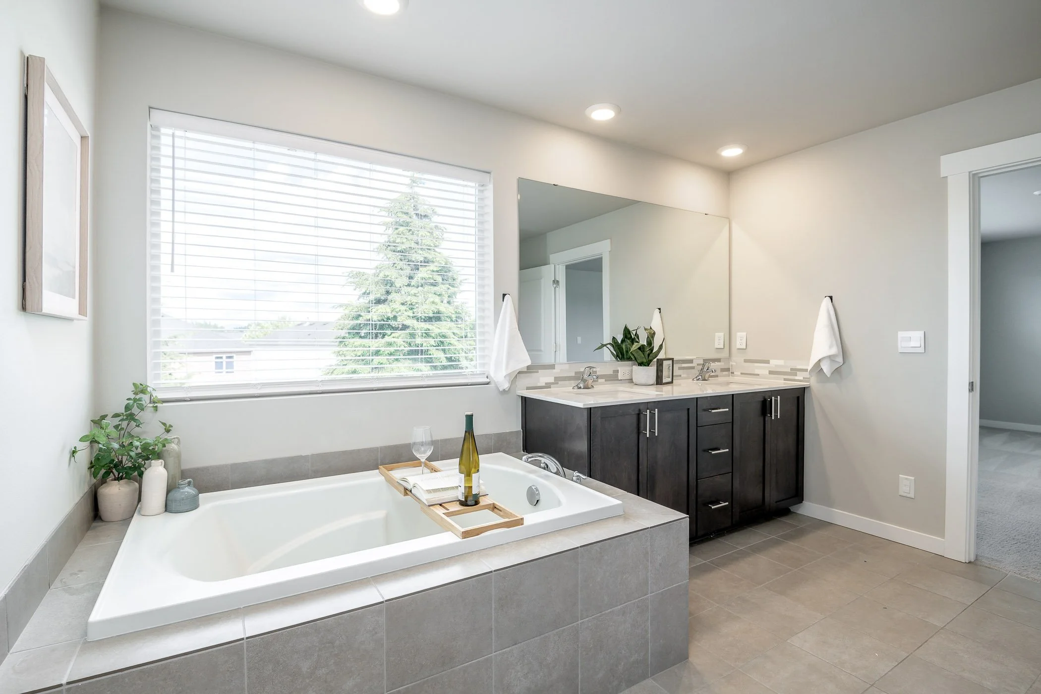 29-18611-111thAveEPuyallup-28.jpg