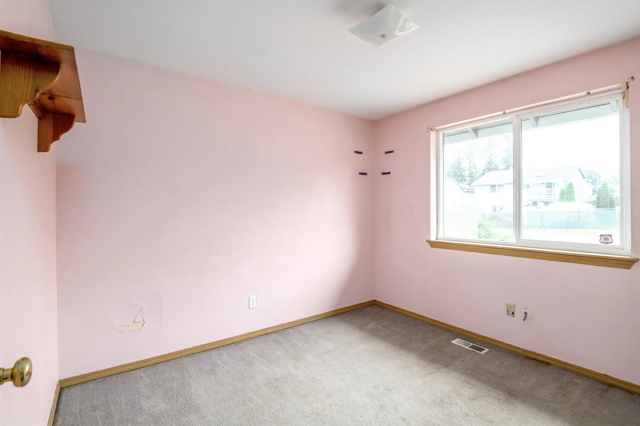 17-1418E59thStTacoma-16.jpg