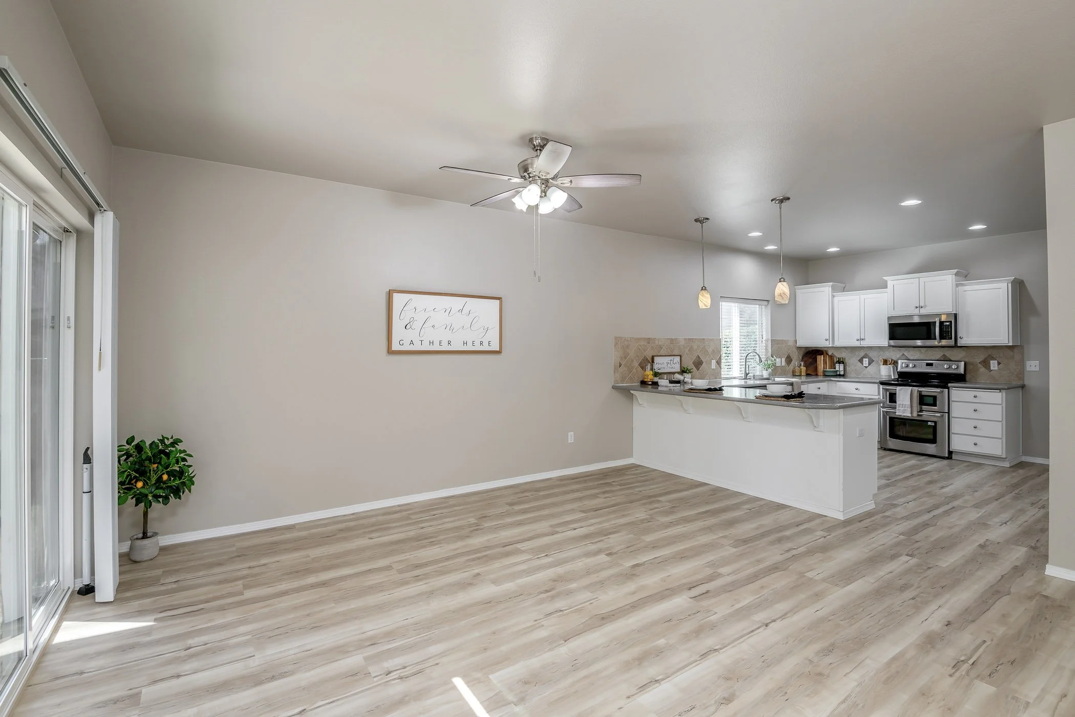 10-18421-115thAveEPuyallup-10.jpg