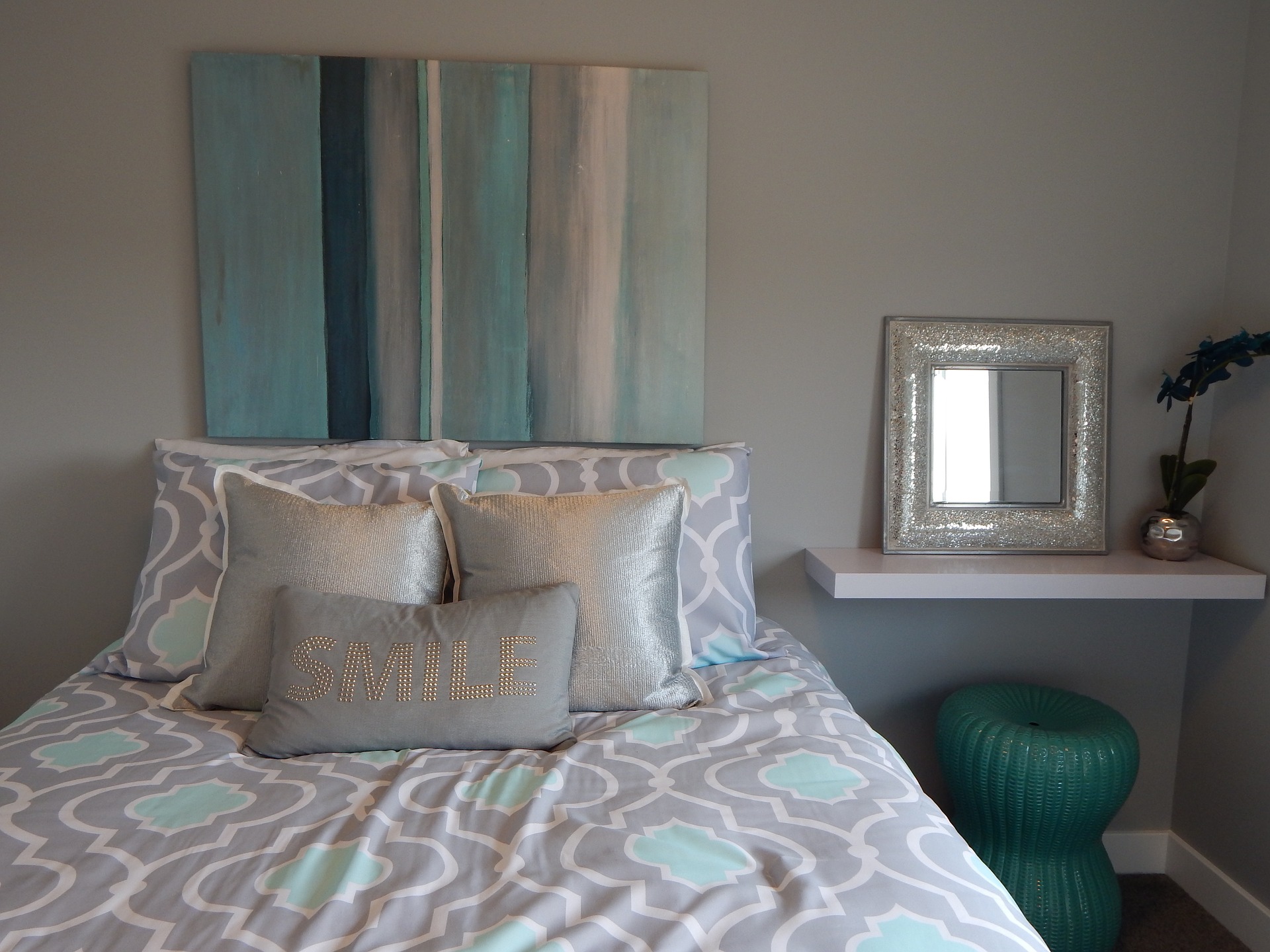 How to make your sad apartment into a stunning space