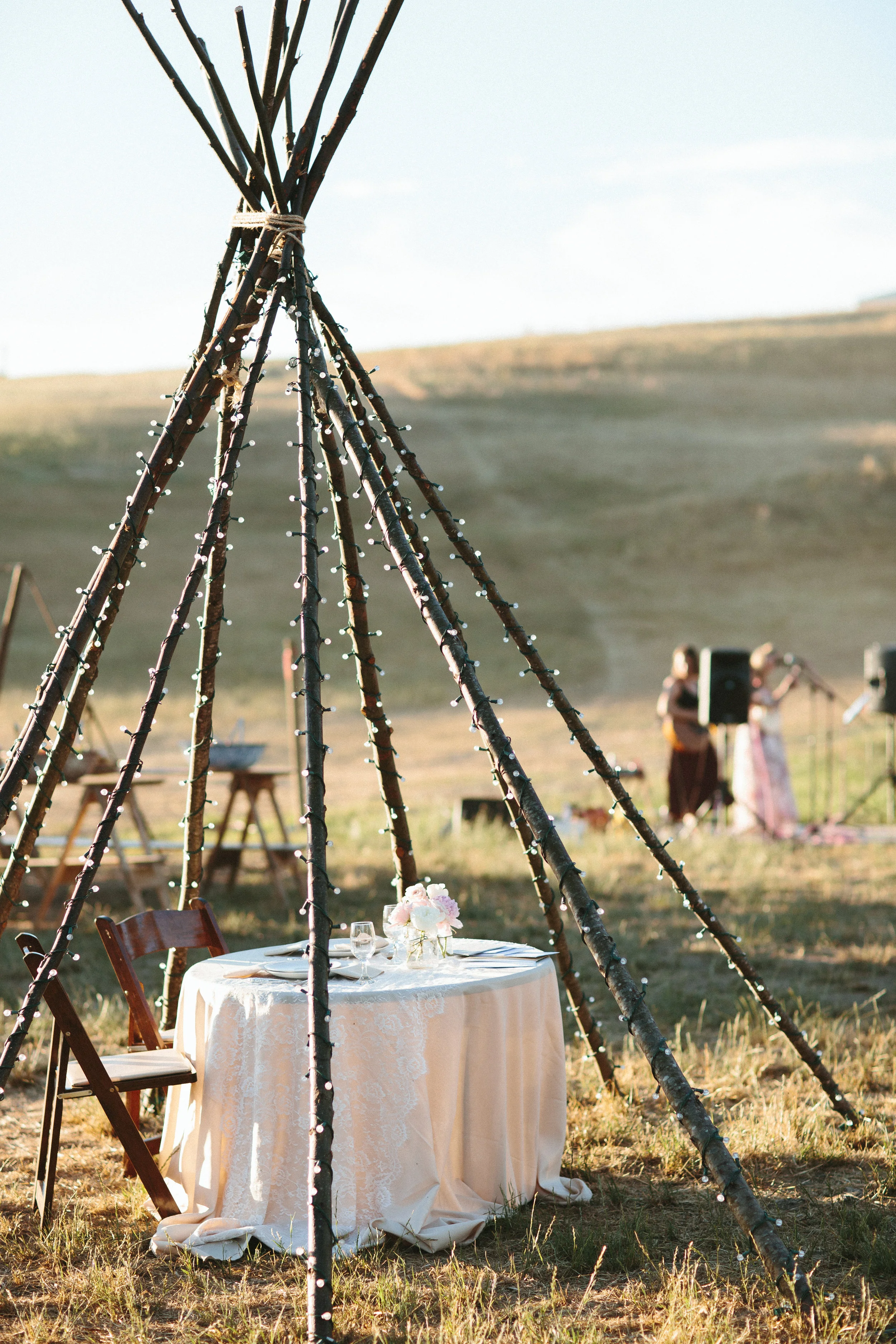   photo courtesy of Love Lit Wedding Photography  