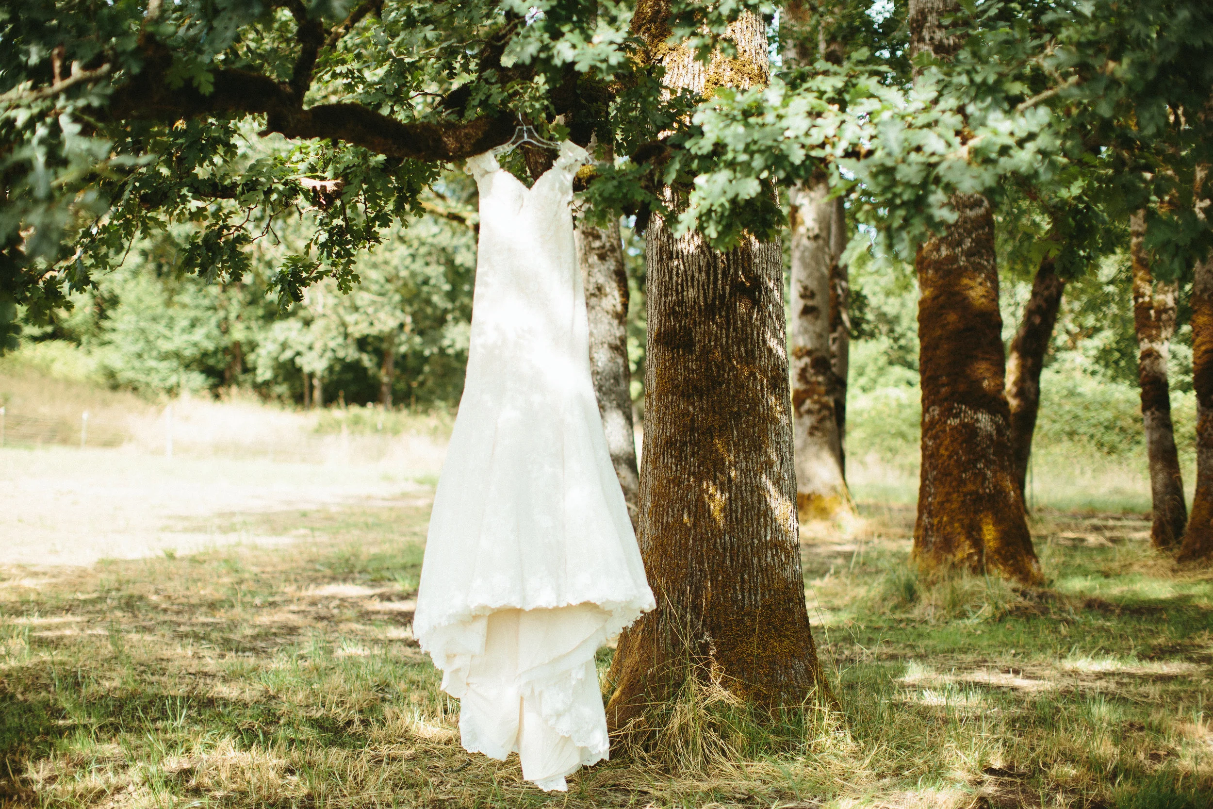  photo courtesy of Love Lit Wedding Photography  