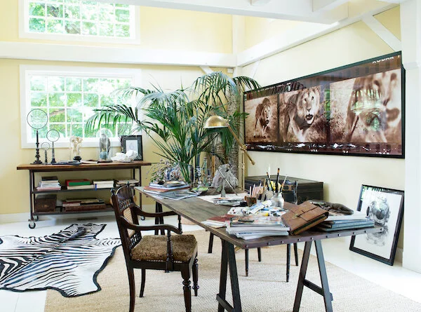 main room worktable5435.jpg