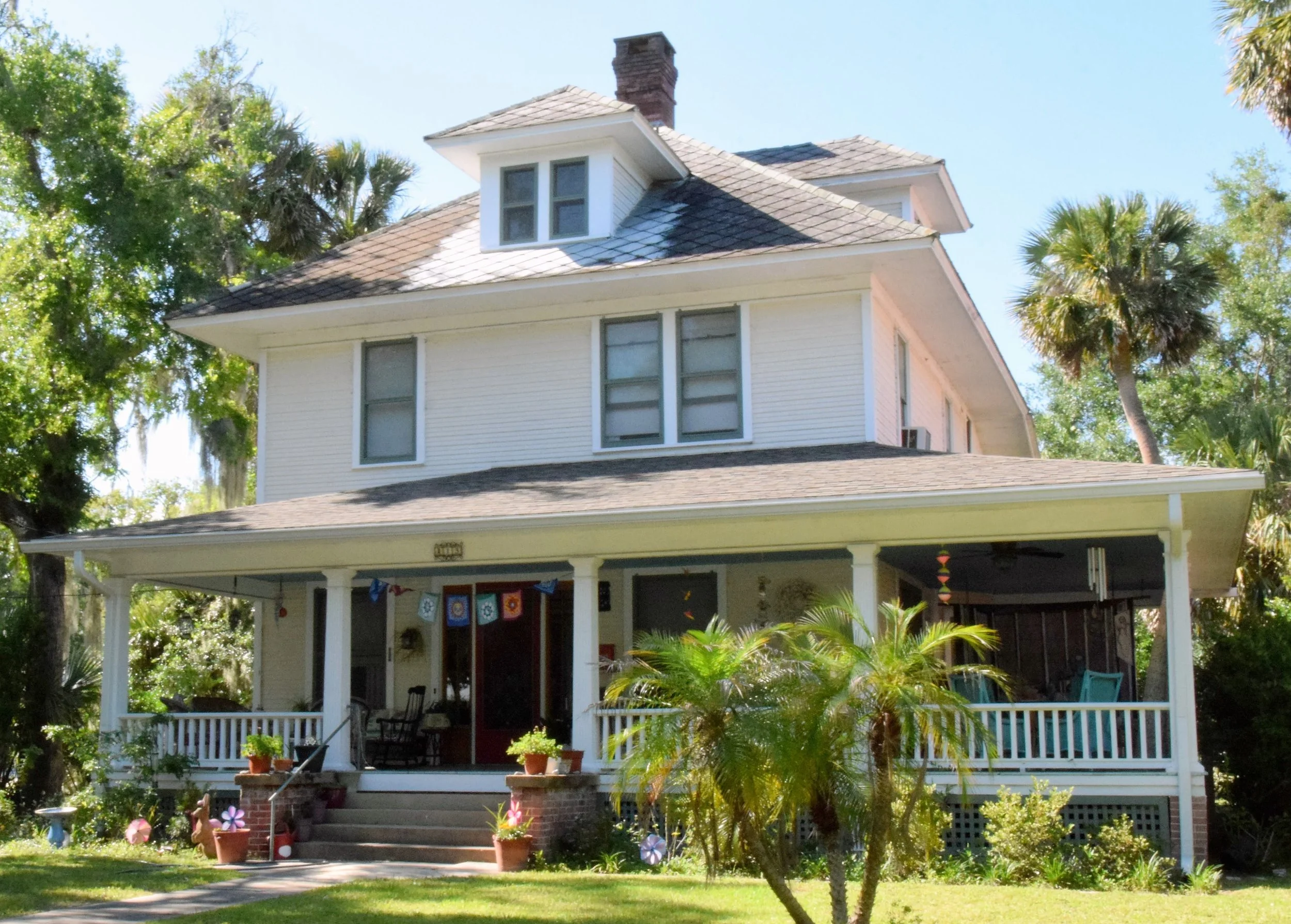 Ongoing | Walking Tours of DeLand’s Historic Districts