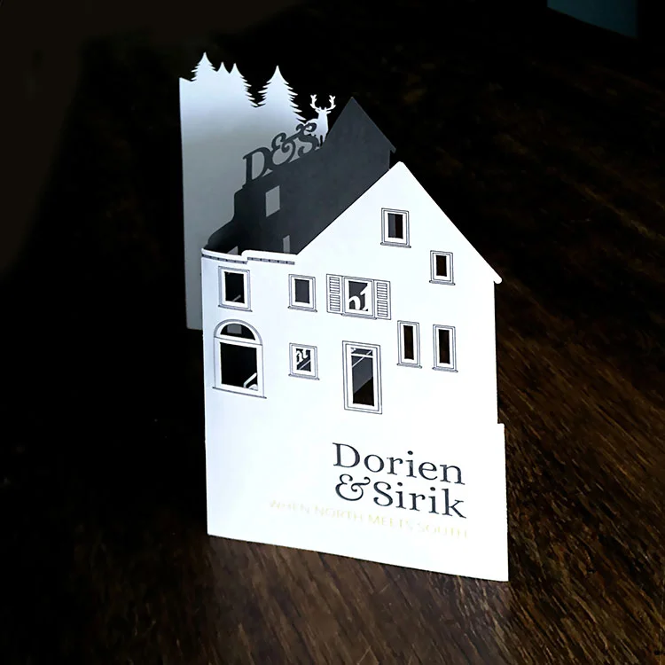 trouwkaart-uitnodiging-verhaal-lasercut-zwart-stijlvol-carousel-cat-by-xantifee.jpg