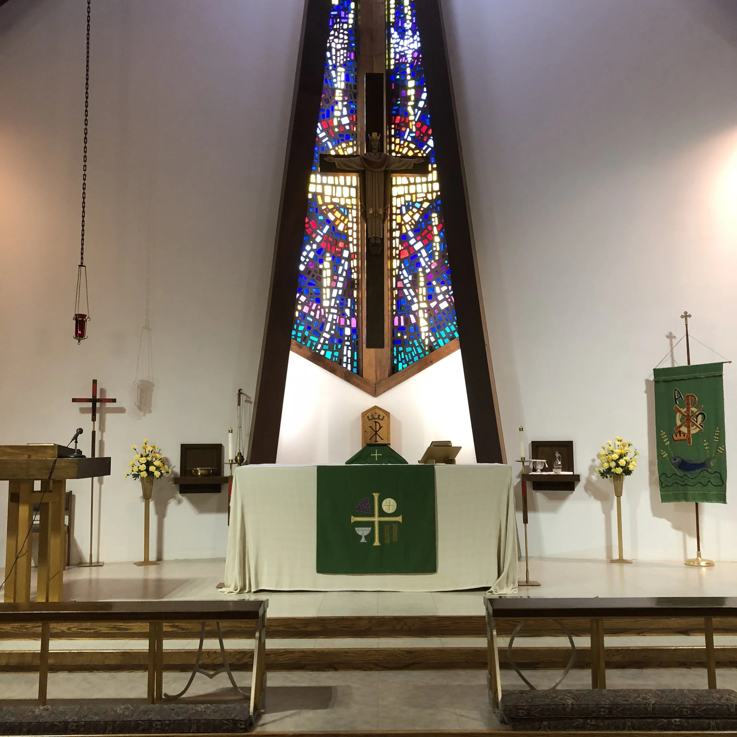 altar3.jpg