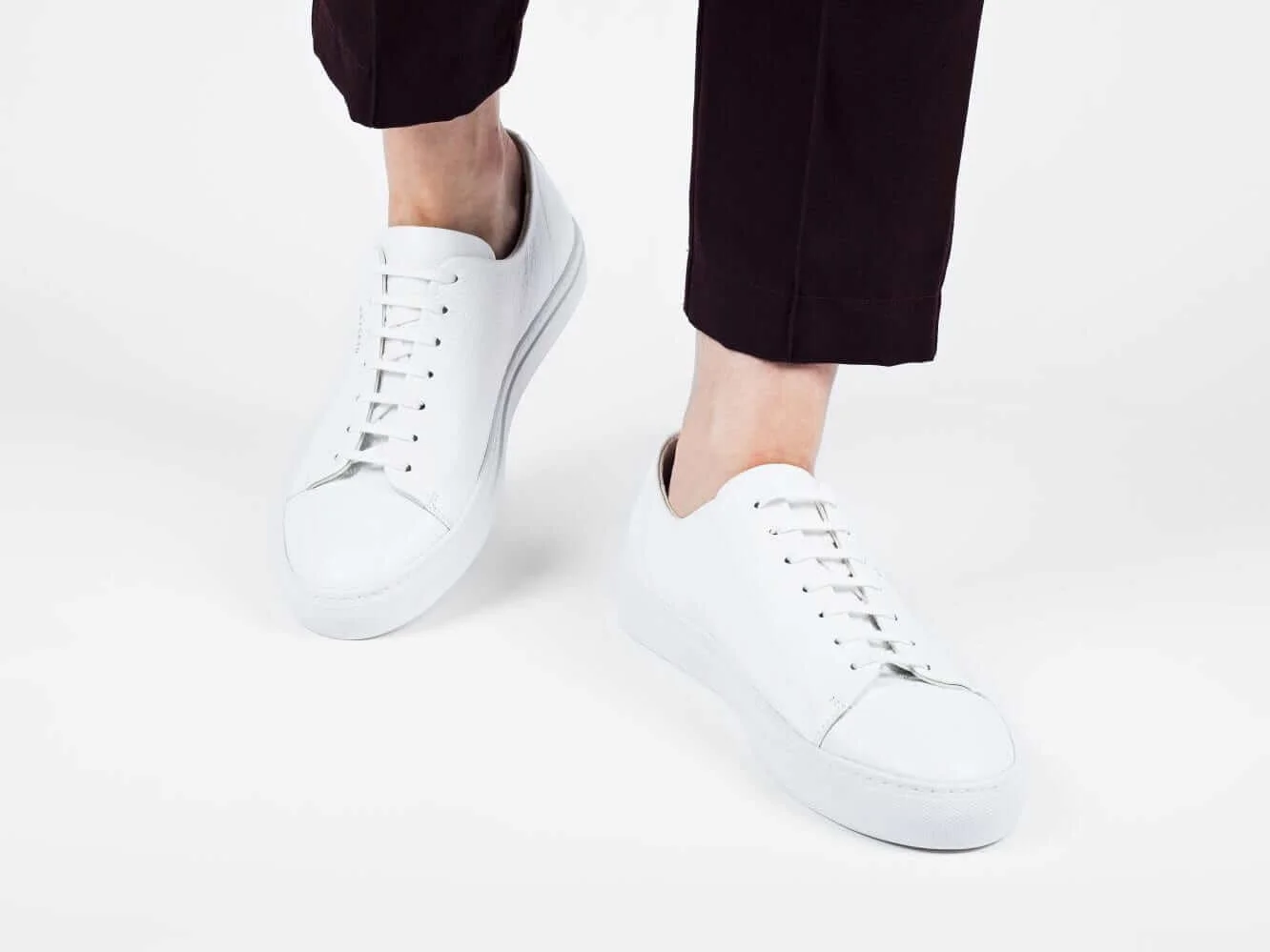 sneakers similar to common projects
