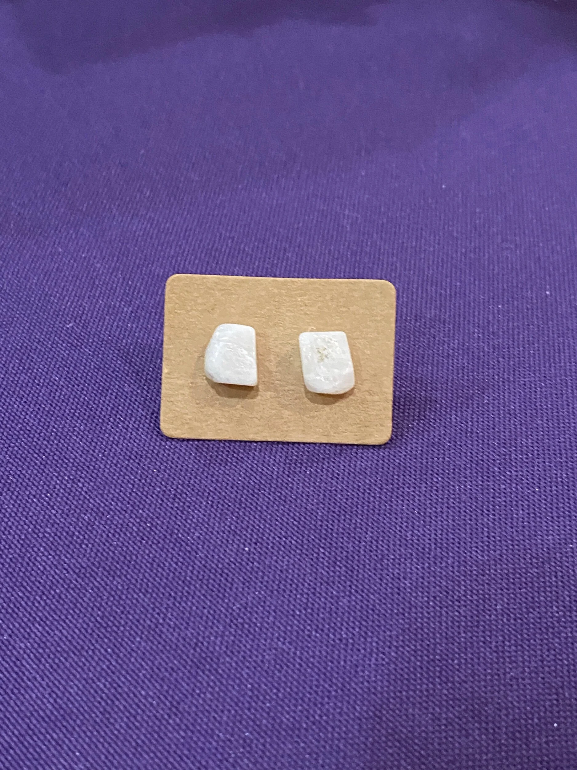 2291D1BA-B622-413E-8392-24FEA4CD1968