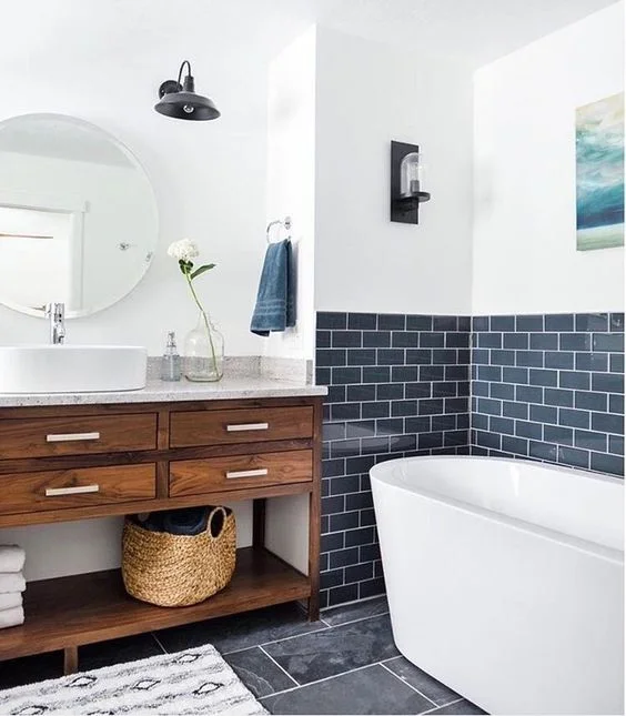bathroom2.jpg