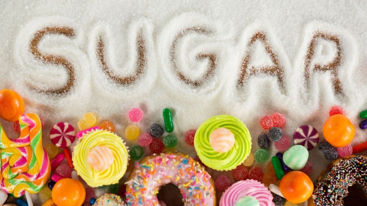 Australia has a serious love affair with sugar! 

Did you know that Aussies consume an average of 60 grams of added sugar per day? That's equivalent to about 14 teaspoons! WAAAAY to much!

Convenience and availability!!!! 😳 

While a sweet treat now