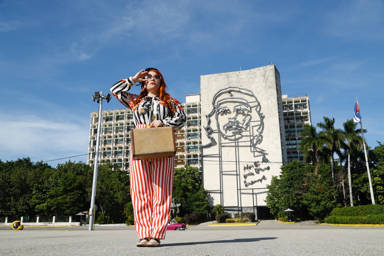 Visiting Plaza de la Revolucion (Revolution Square).