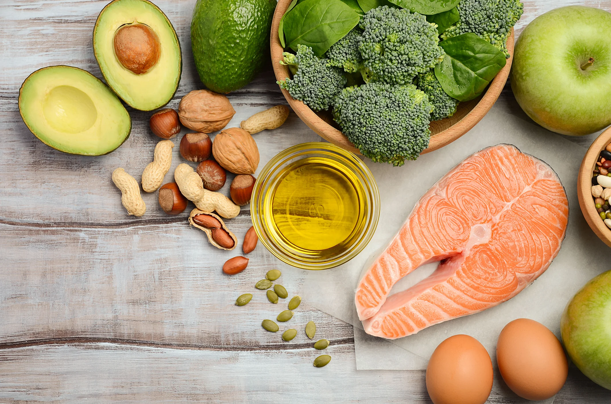 5 Cholesterol Myths and What to Eat Instead
