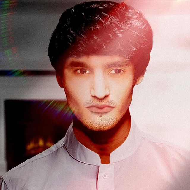 Constantine Shepherd
#CharacterDesign
.
.
.
.
.
#cutegayboys #handsomeguy #gay #hotguys #hotgay #queerart #queerfashion #queercharacters #gayboy #hotboys #instagay #instagayguys #cuteface #virgil #hotlips #gayteen #rainbow #photoedits #brownskinbeauty