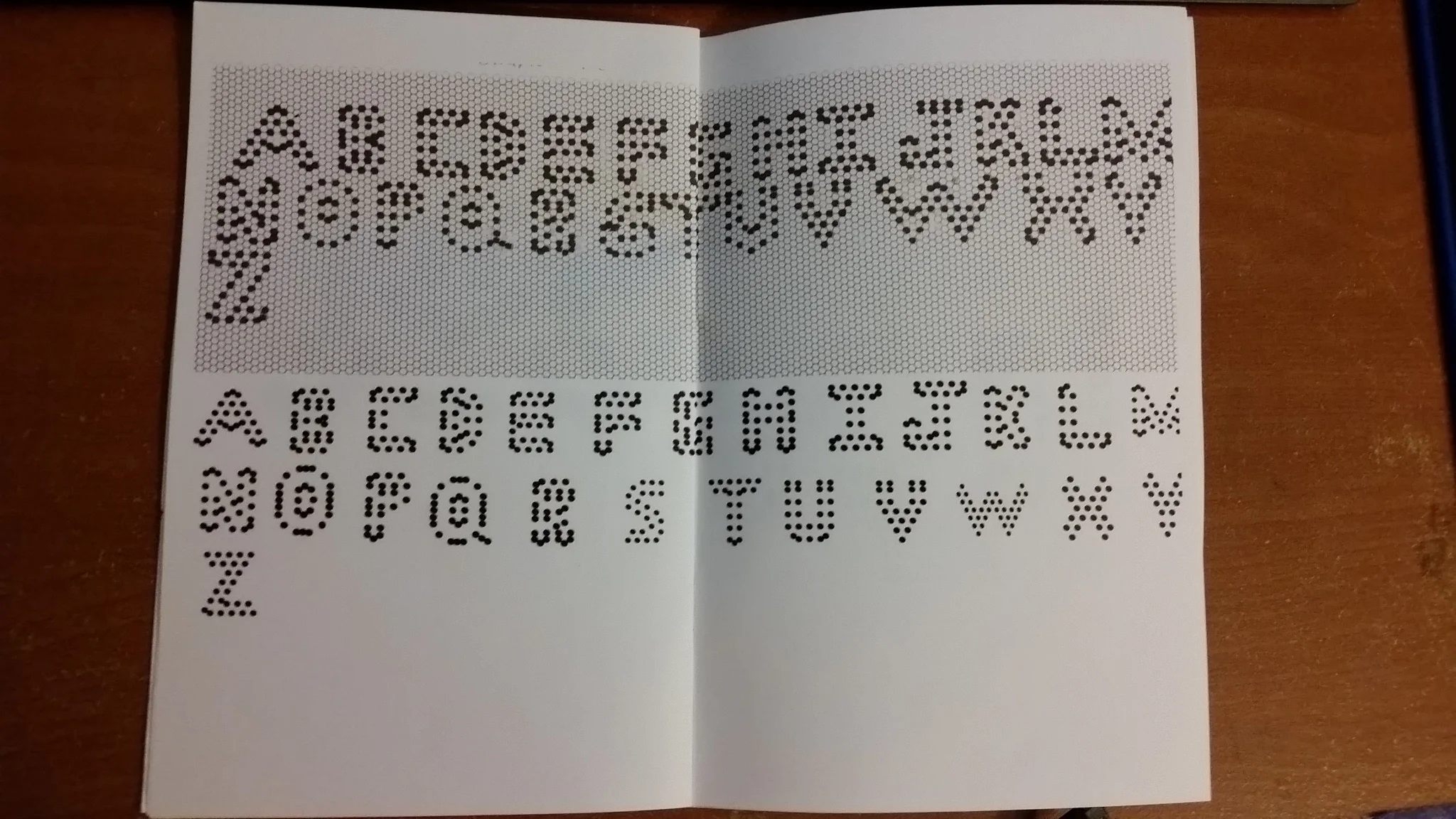 Typeface Drafts (Paper/Adobe Illustrator)