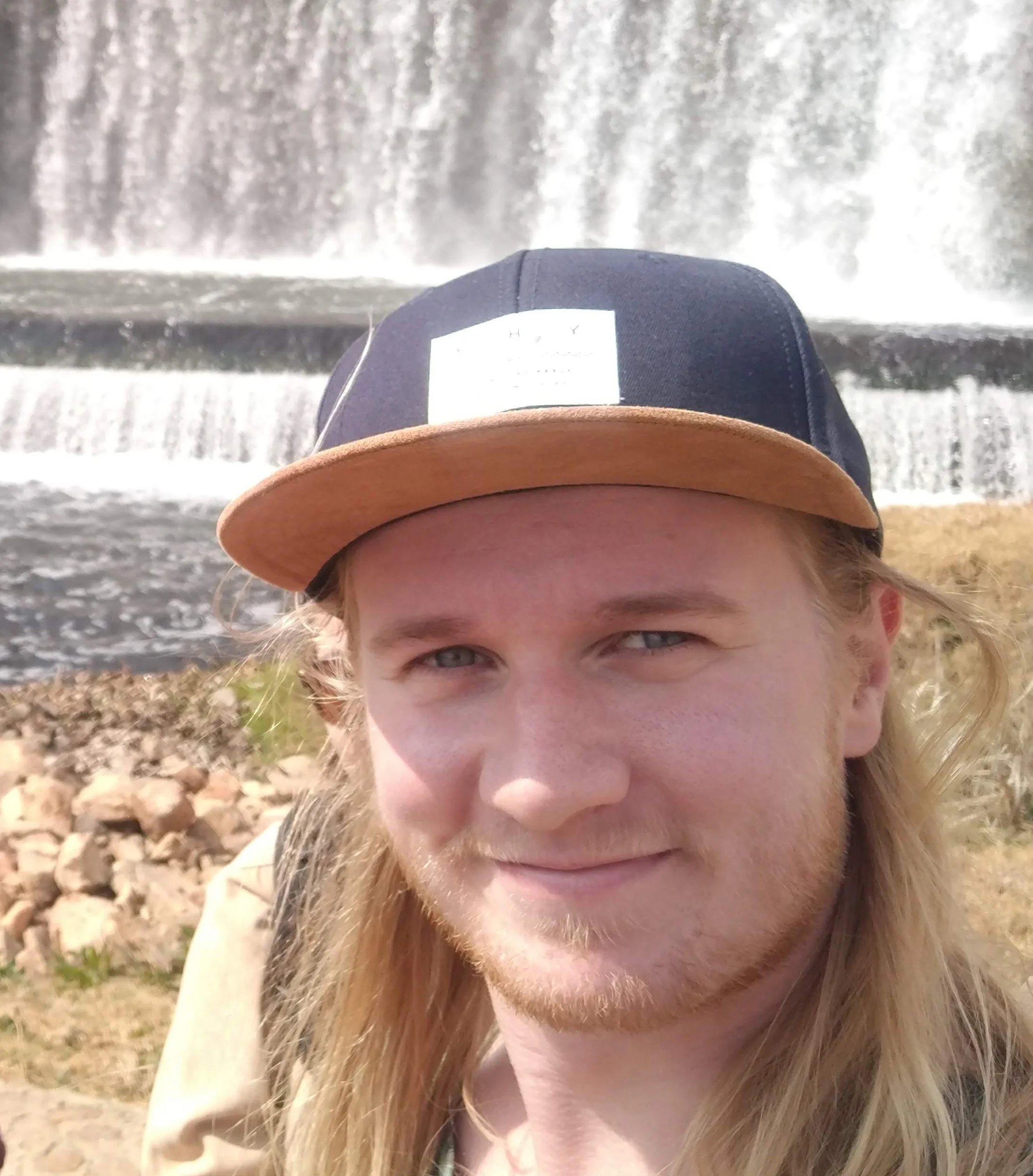 Elon Olsson