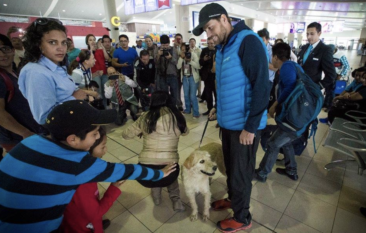 Mikael and Arthur at the airport in Ecuador