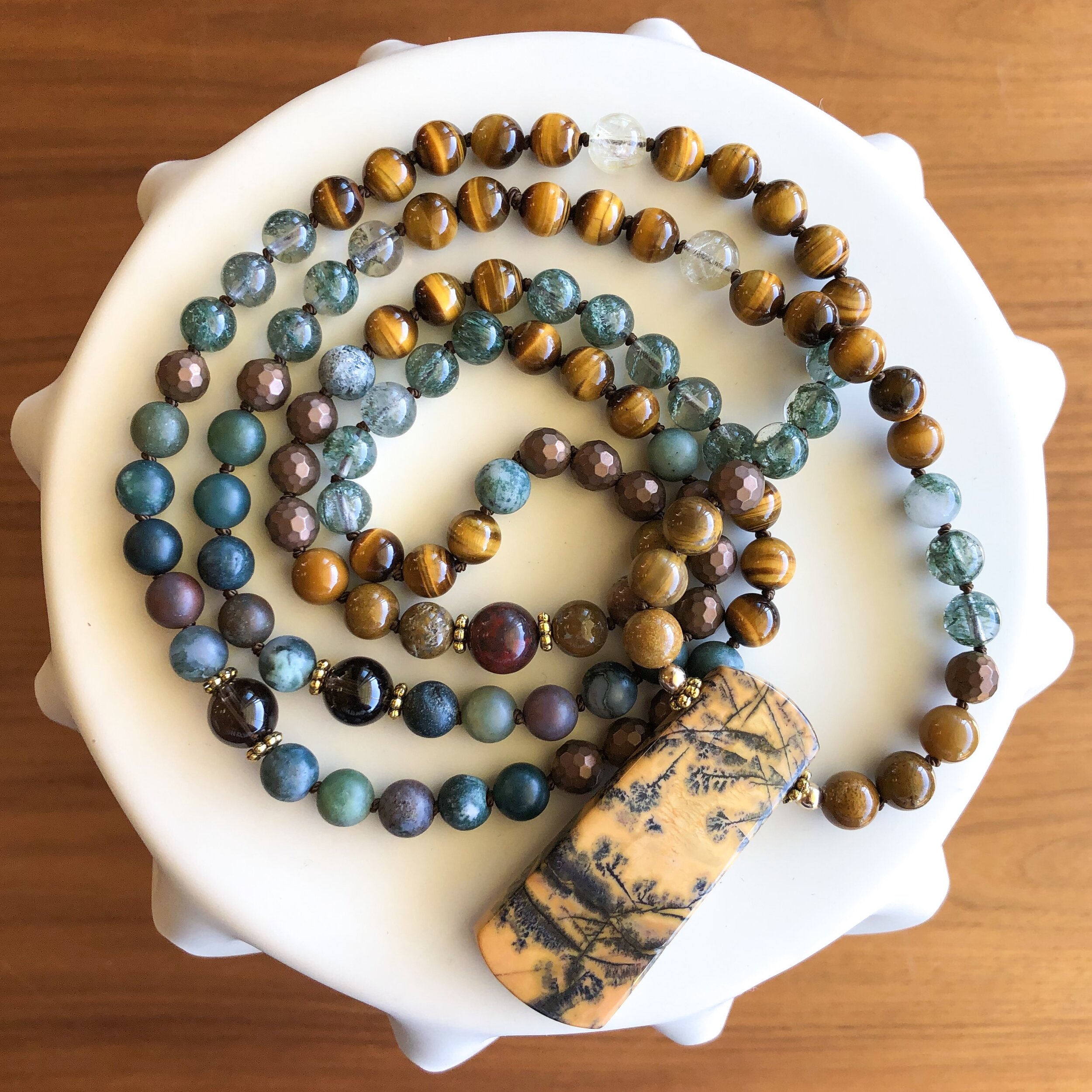 F7E68F16-208D-4F32-8B8E-159450BB1D0C