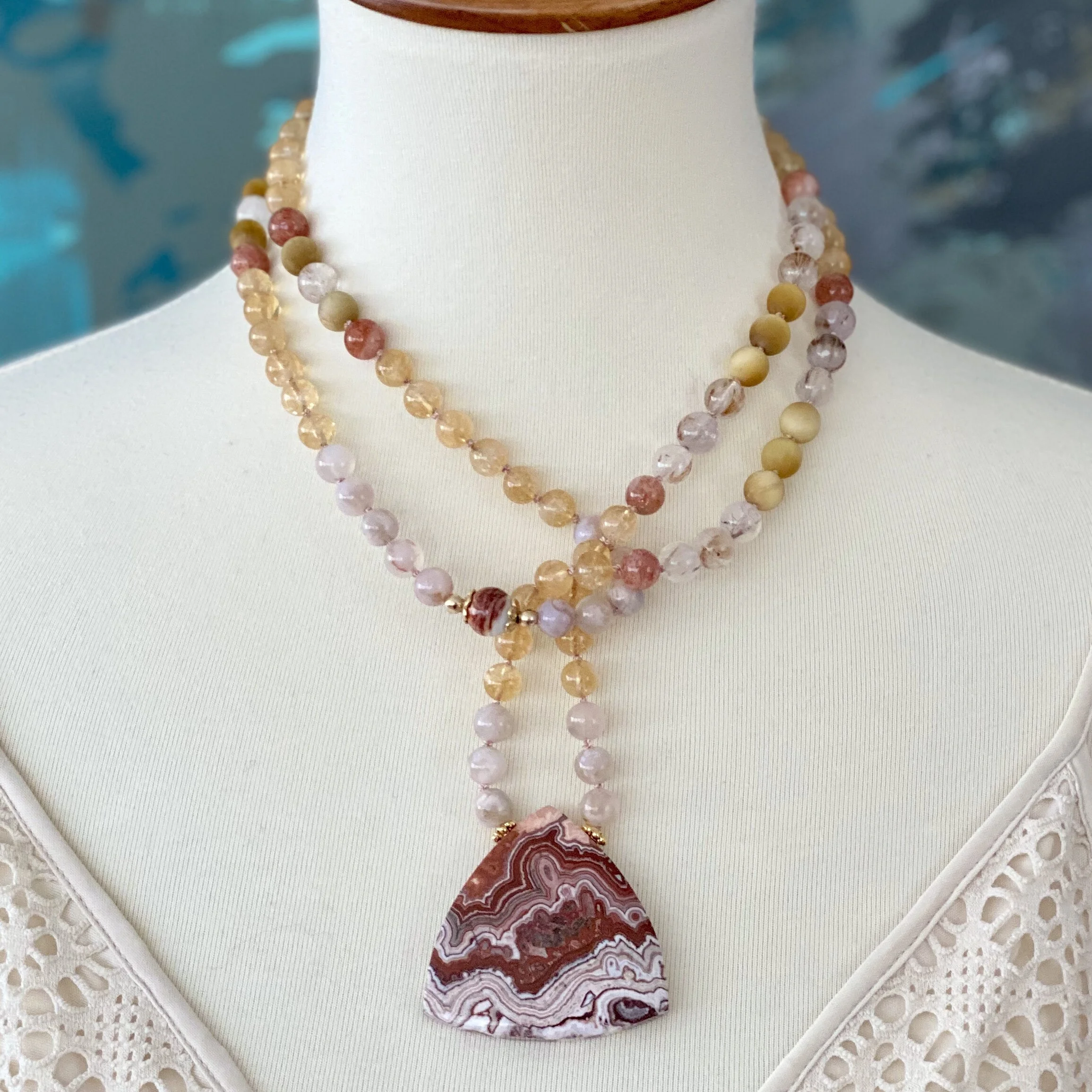 1EBD7323-C8DE-48A7-9459-21584B019A6E