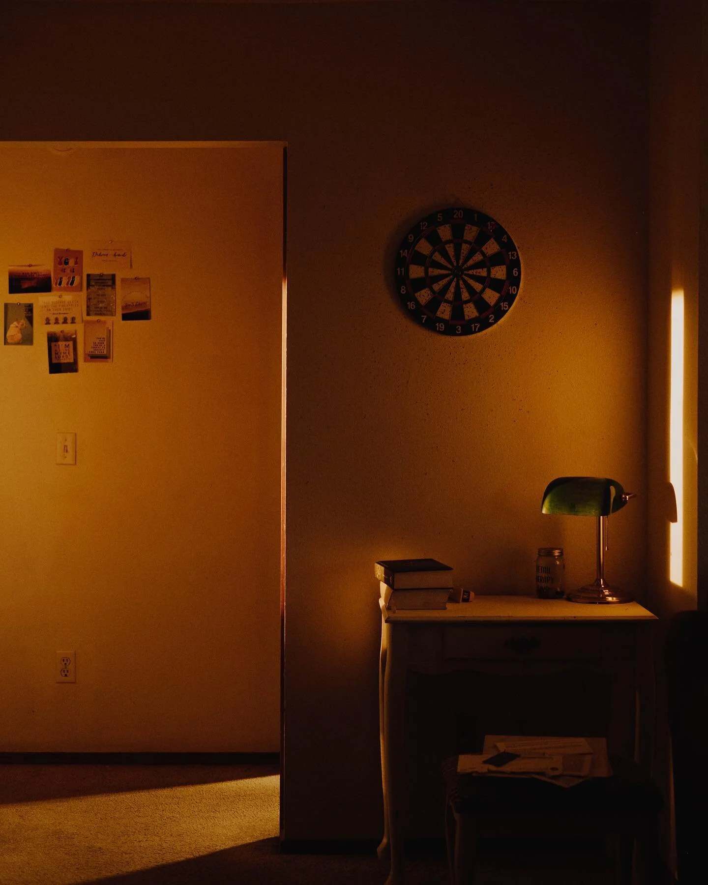 so i am way behind on posting photos i took my last week of university, but here are some photos i took the last couple days at my college house. idk if you guys have noticed, but i&rsquo;ve begun to be curious/expand my style to capture some lifesty