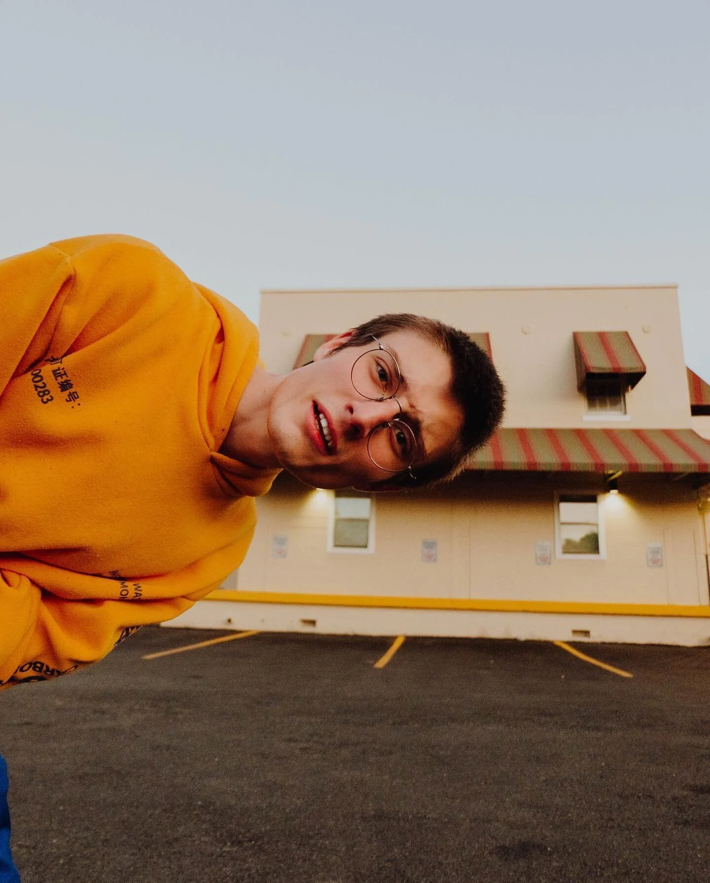 anyone there &iquest;

meant to post these like 2 days ago, but ya girl is a busy workin woman🤦🏼&zwj;♀️ im excited about this streak of creativity im on right now though, i once heard of creativity being like a muse that randomly shows up and just 