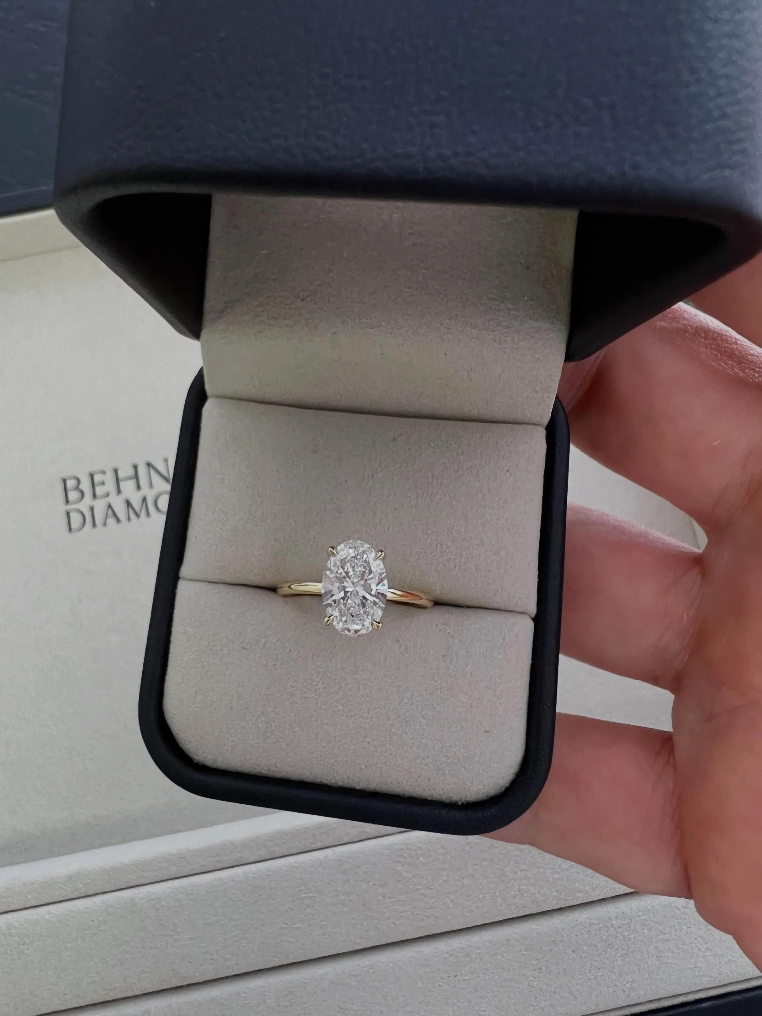 Oval appreciation post✨

#engagementringideas #ringinspo #ringgoals