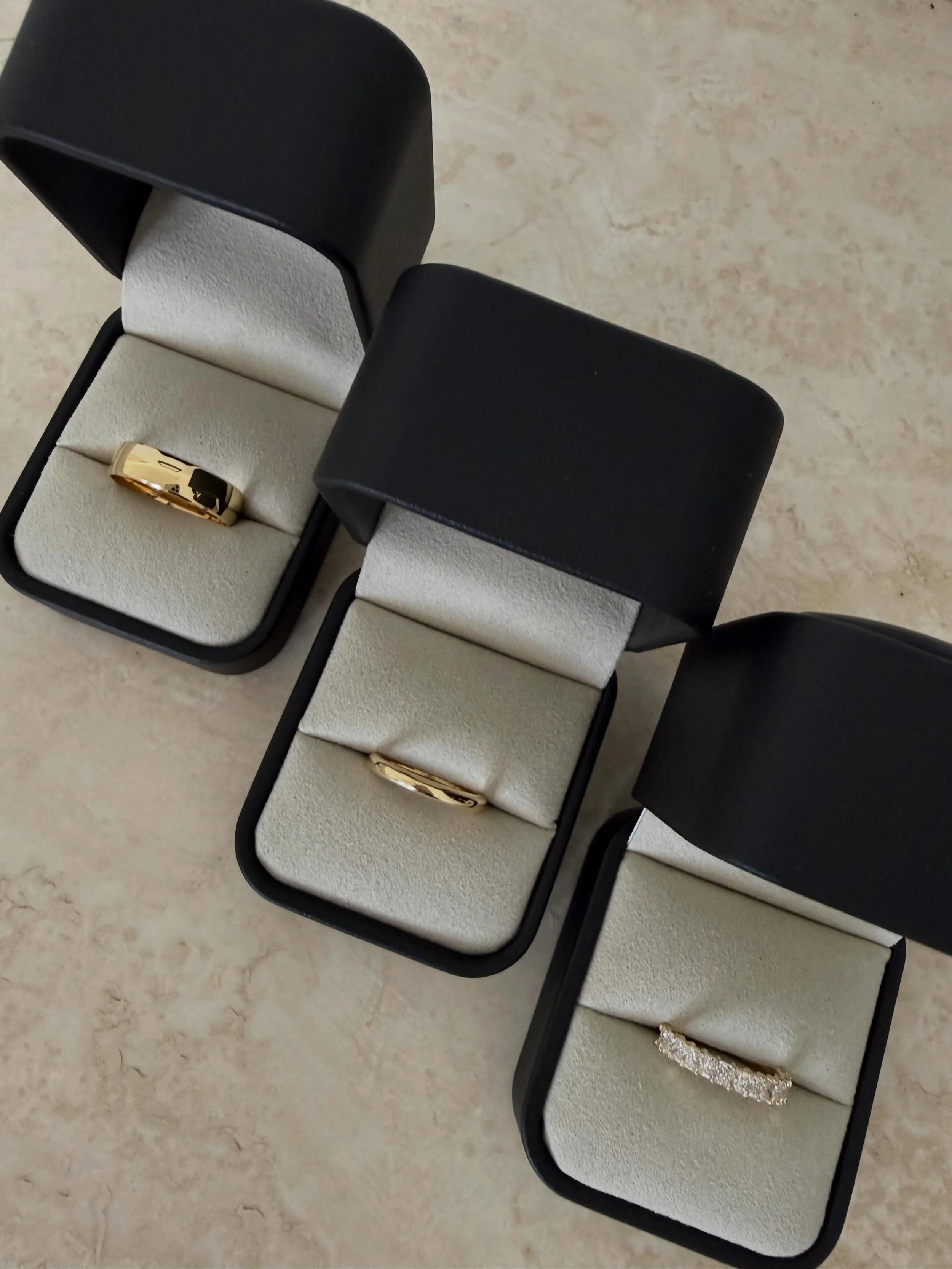 His and hers (and hers)✨

#weddingbands #weddingband #eternityband