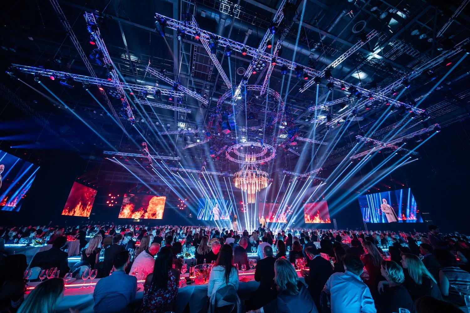 BBC_Showcase_2019_MON_GOOD OMENS FIRST LOOK_2.jpeg