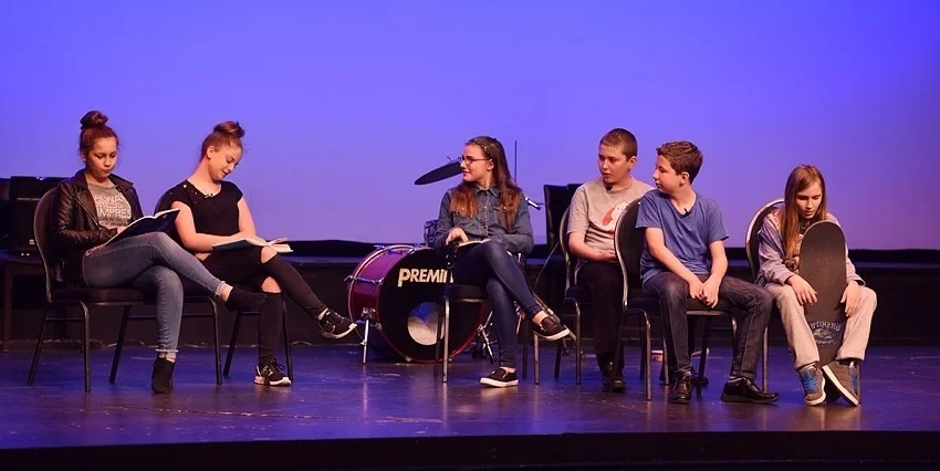 Students from Farlingaye High School and Chantry Academy performing their production, Green Mystery House, (as part of the Performance Stories project, March 2017).