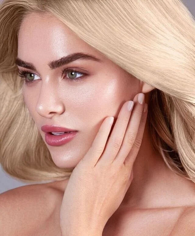 Looking at these beauty pictures are making me miss LA. Feels like ages ago since I was there however it&rsquo;s actually just been 2.5 weeks 🤷🏻&zwj;♀️ Had an amazing time with the crew-missing the banter and laughs 🥰

Model: @michellerandolph @li