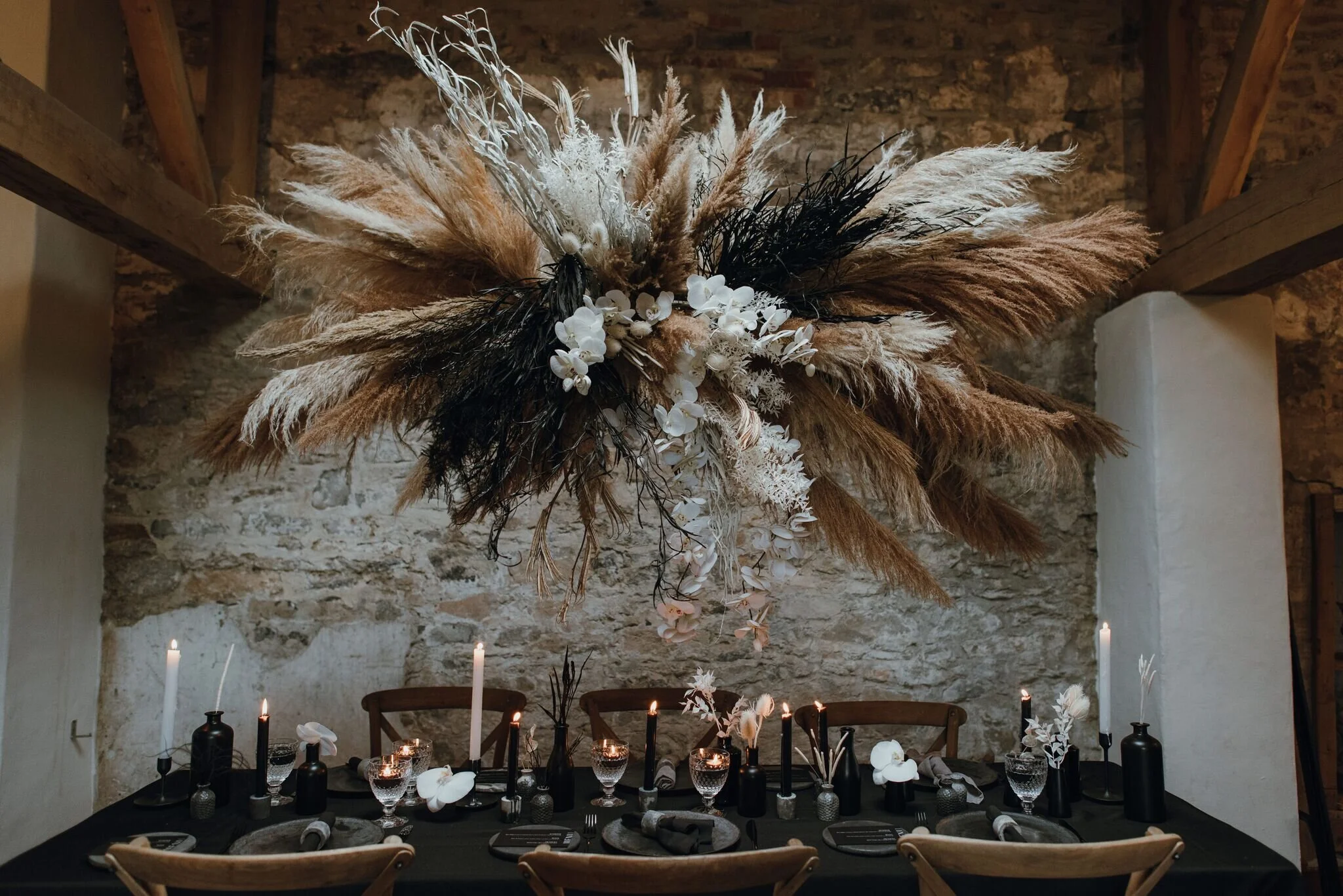 Modern Monochrome Minimalist Wedding 