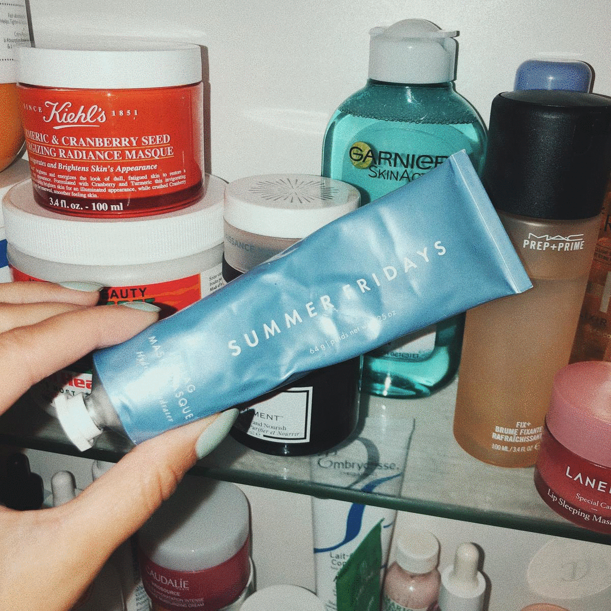SUMMERFRIDAYS IS THE MOST INSTA-FAMOUS BEAUTY BRAND OF THE MOMENT - FOR A REASON. THIS MASK IS NEXT LEVEL. TO BE HONEST, I DON’T EVEN KNOW HOW TO DESCRIBE IT. JET LAG WORKS WONDERS AS AN OVERNIGHT MASK, UNDER THE EYES, AS A PRIMER, AS A MOISTURISER, FOR LITERALLY EVERYTHING. IF YOU BUY ONE MASK, MAKE IT THIS ONE.