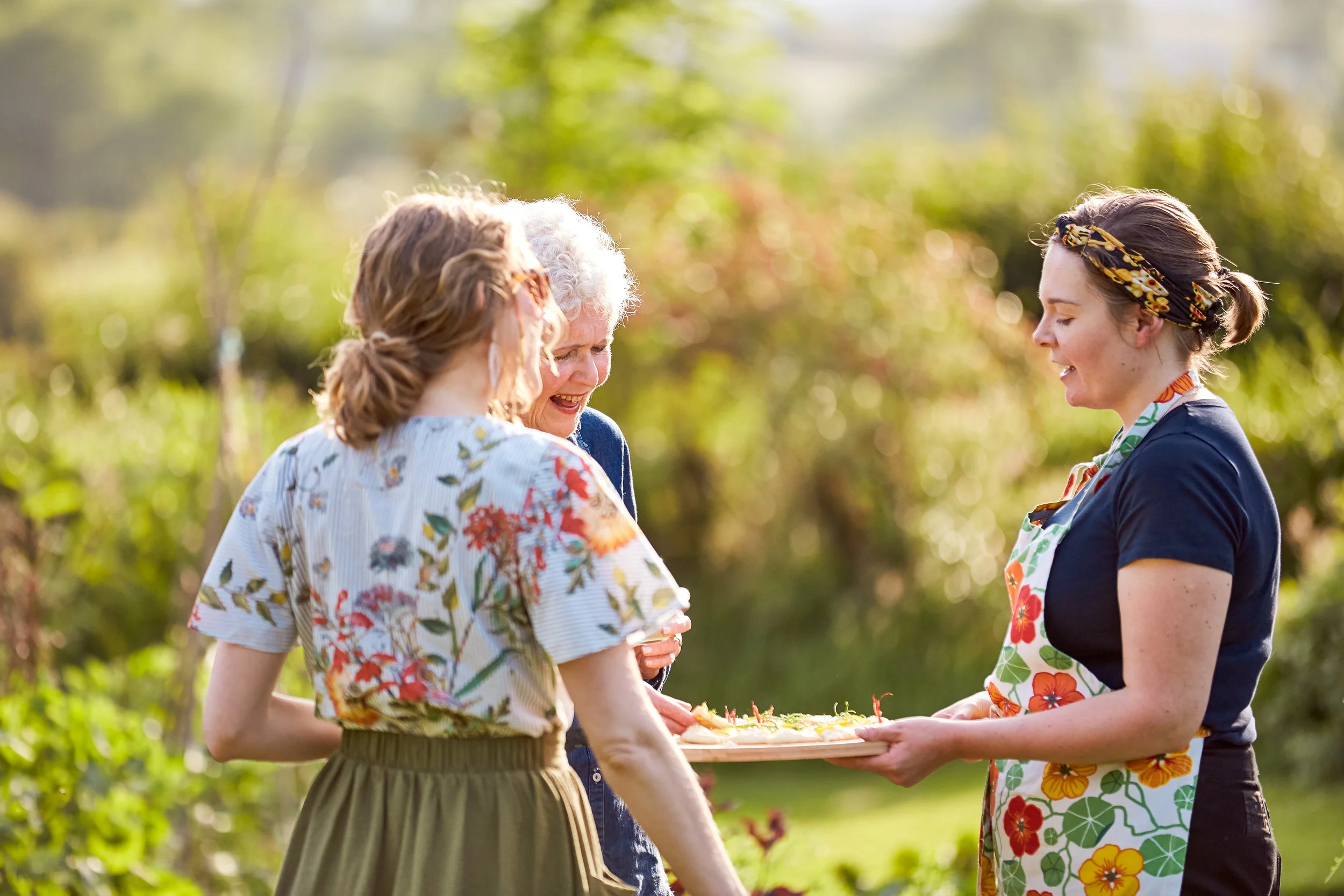 Erin delights guests with flatbreads and honeysuckle punch on arrival