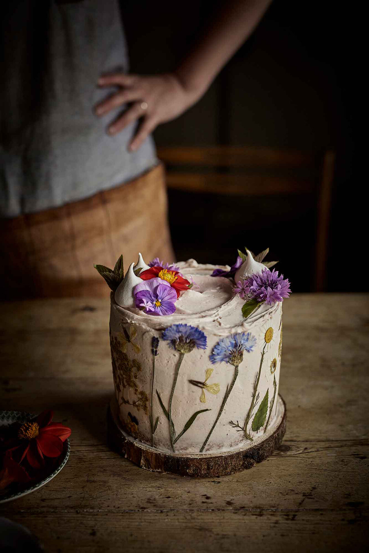 Pressed-flower-cake.jpg