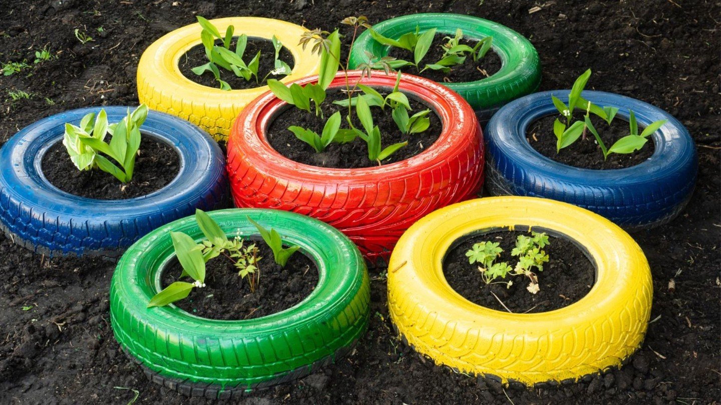 The Role of Maximalism in Sustainability: Upcycling and Creative Reuse
https://loom.ly/uUpLsxE