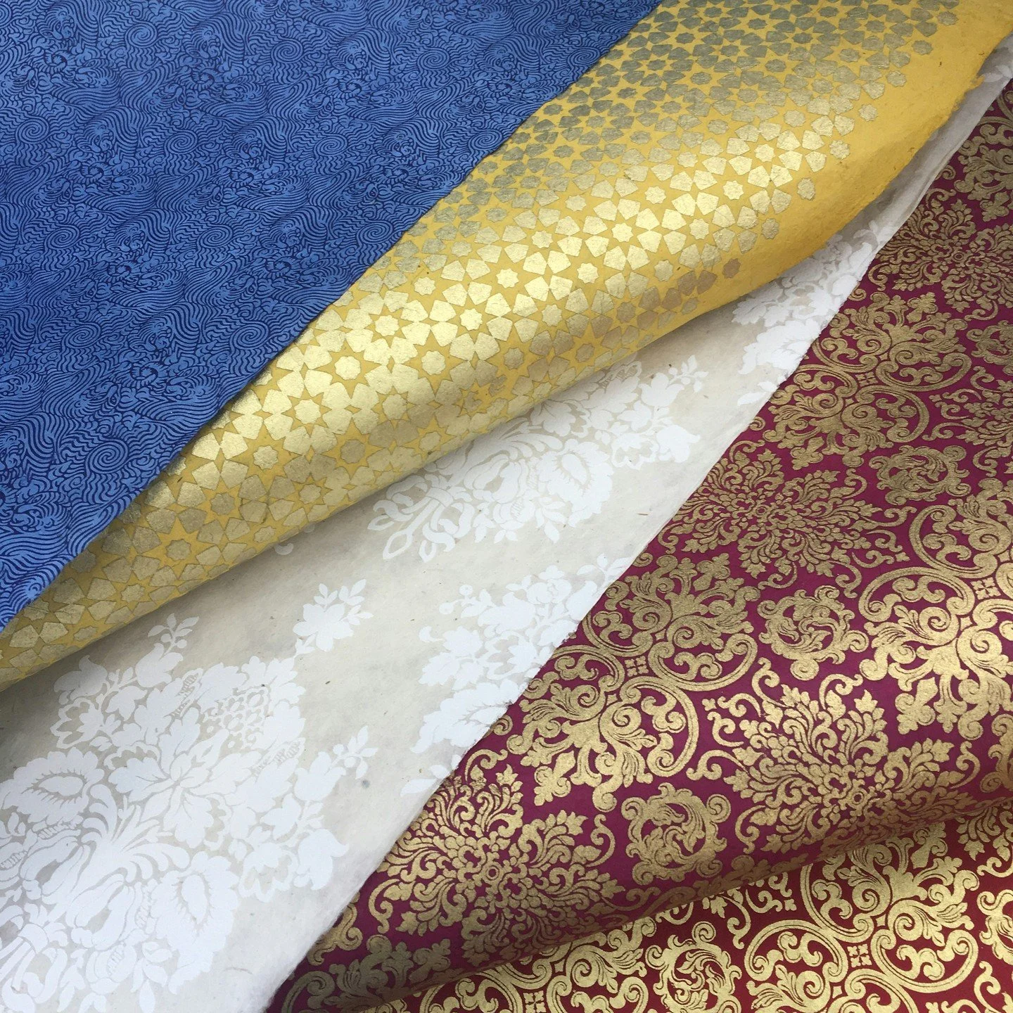 In Book of the Month, we dive into creative bookmaking techniques that turn paper into art. Every session features a different structure, so no two classes are the same.

Relaxing. Hands-on. Surprisingly addictive.
Walk out with a finished piece you&