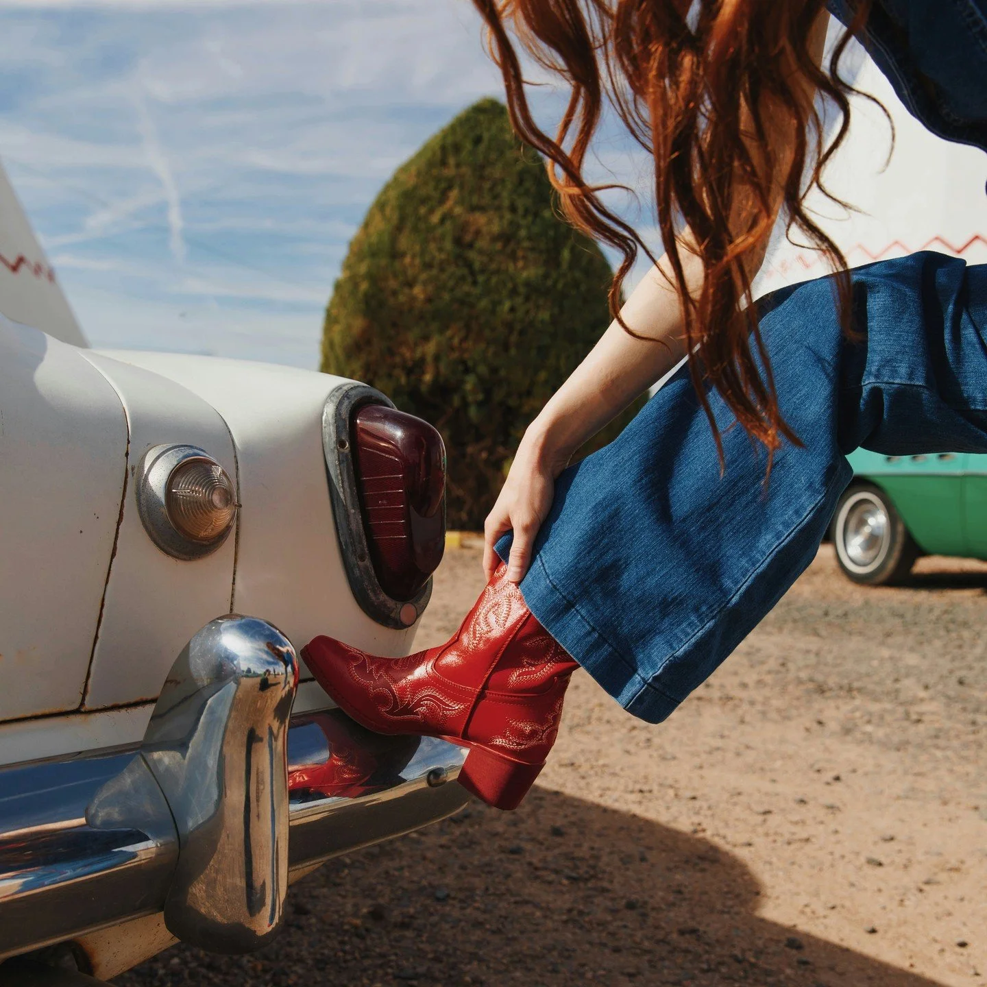 Call for art! &ldquo;Open Road&rdquo; calls on artists to explore the wild beauty of nature and the untamed spirit of travel&mdash;where highways meet horizons and adventure knows no bounds. From rugged trails and scenic overlooks to chrome beasts an