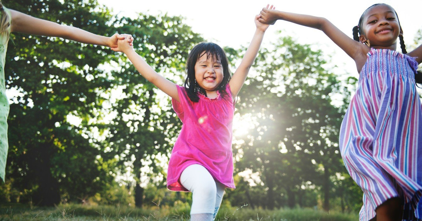 LET THEM DANCE, PLAY &amp; GROW!
Little bodies have BIG imaginations, and Dance and Grow gives them room to move, explore, and discover! Ms. Lisa is bringing back her magic to hold TWO classes at the DCA this fall and we can't wait. 
Creative Dance: 