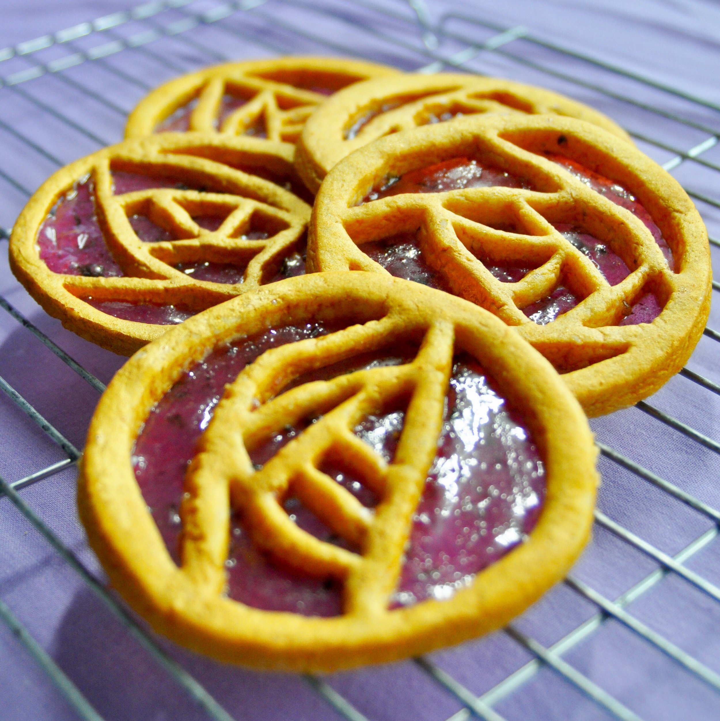 How To Make Art Nouveau Stained Glass Cookies